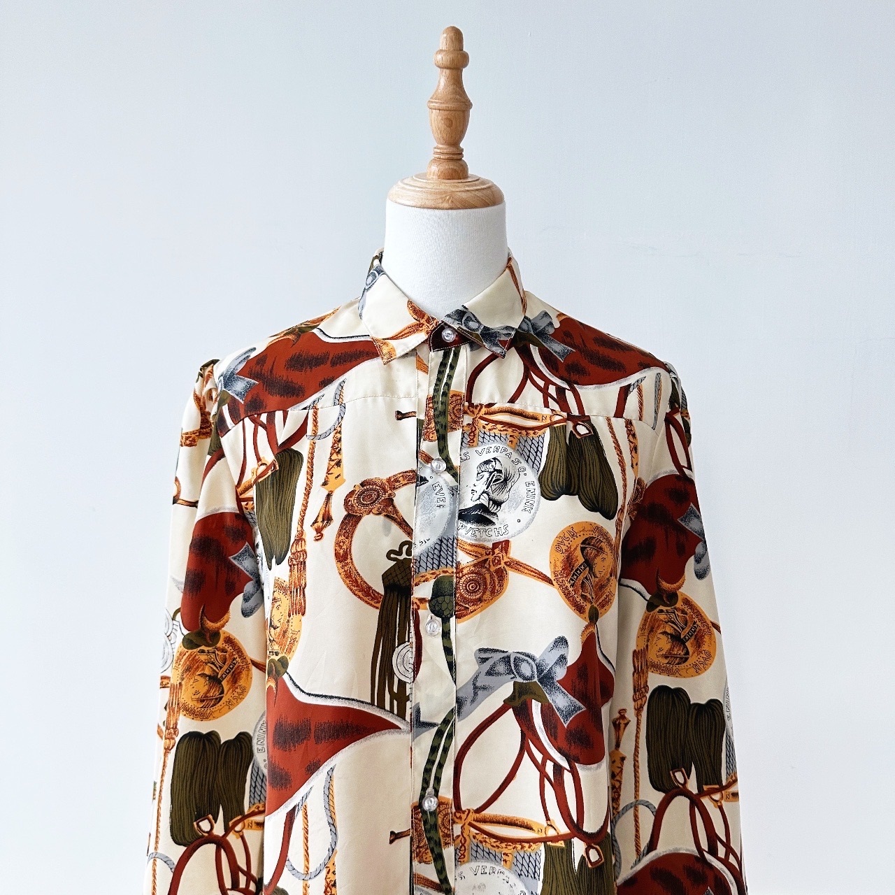 秋意皇冠巴洛克古着上衣