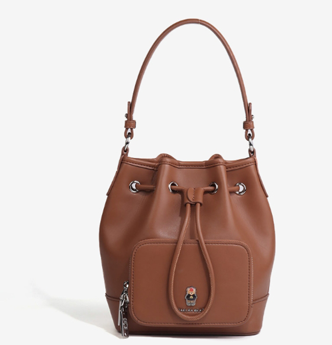 立體小熊水桶包-兩色(RA24-1040)-黑現貨