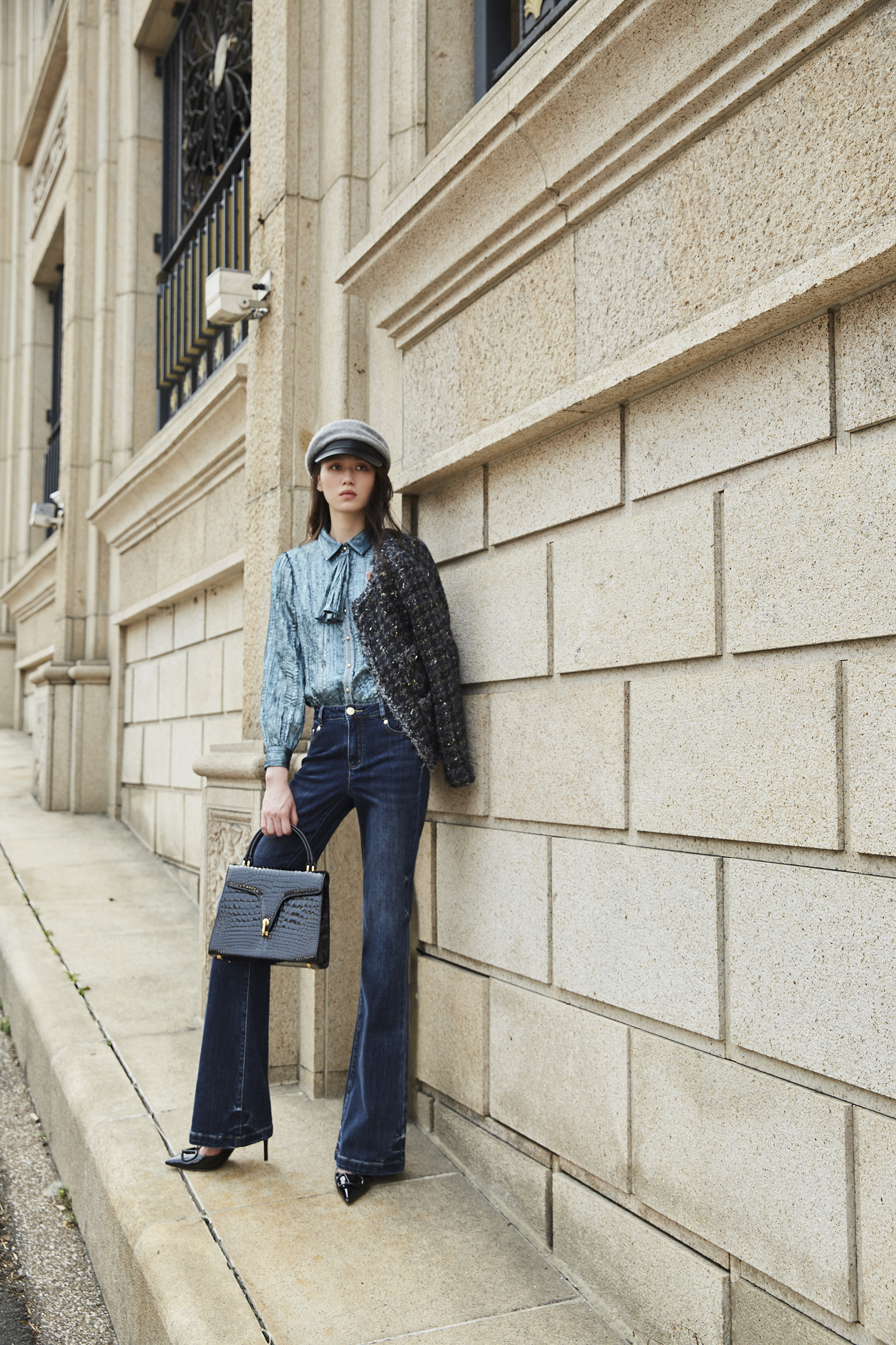 BD15325B1 新優雅微高腰牛仔喇叭褲 (附腰練包)