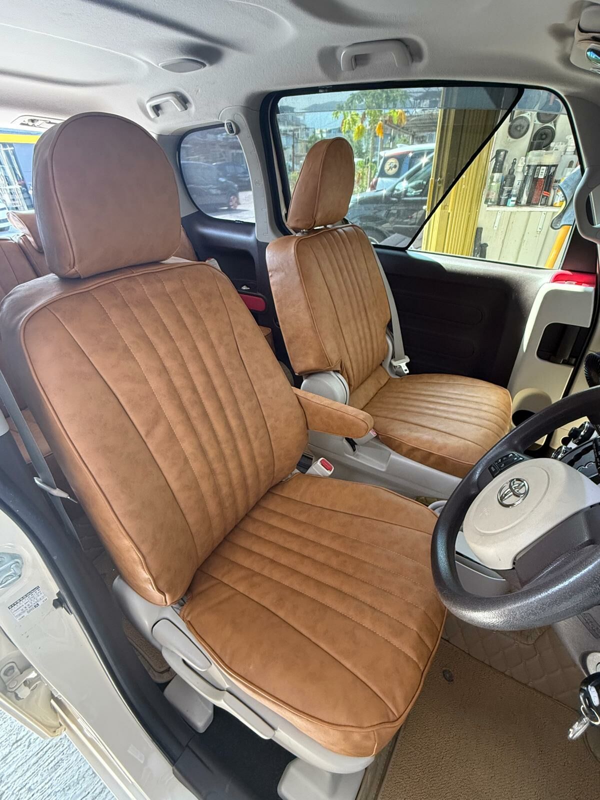 Clazzio 復古風皮椅套