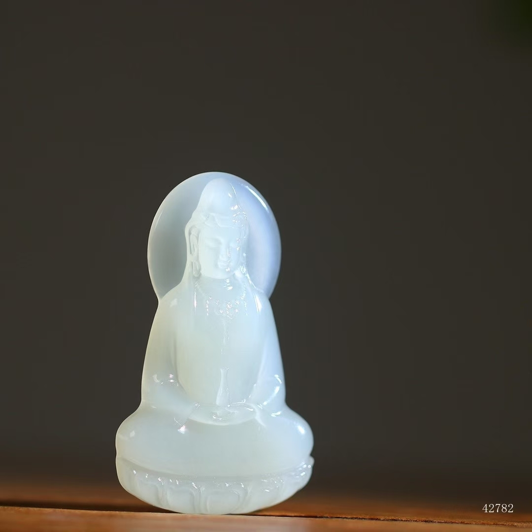 119785 和田玉法相觀音