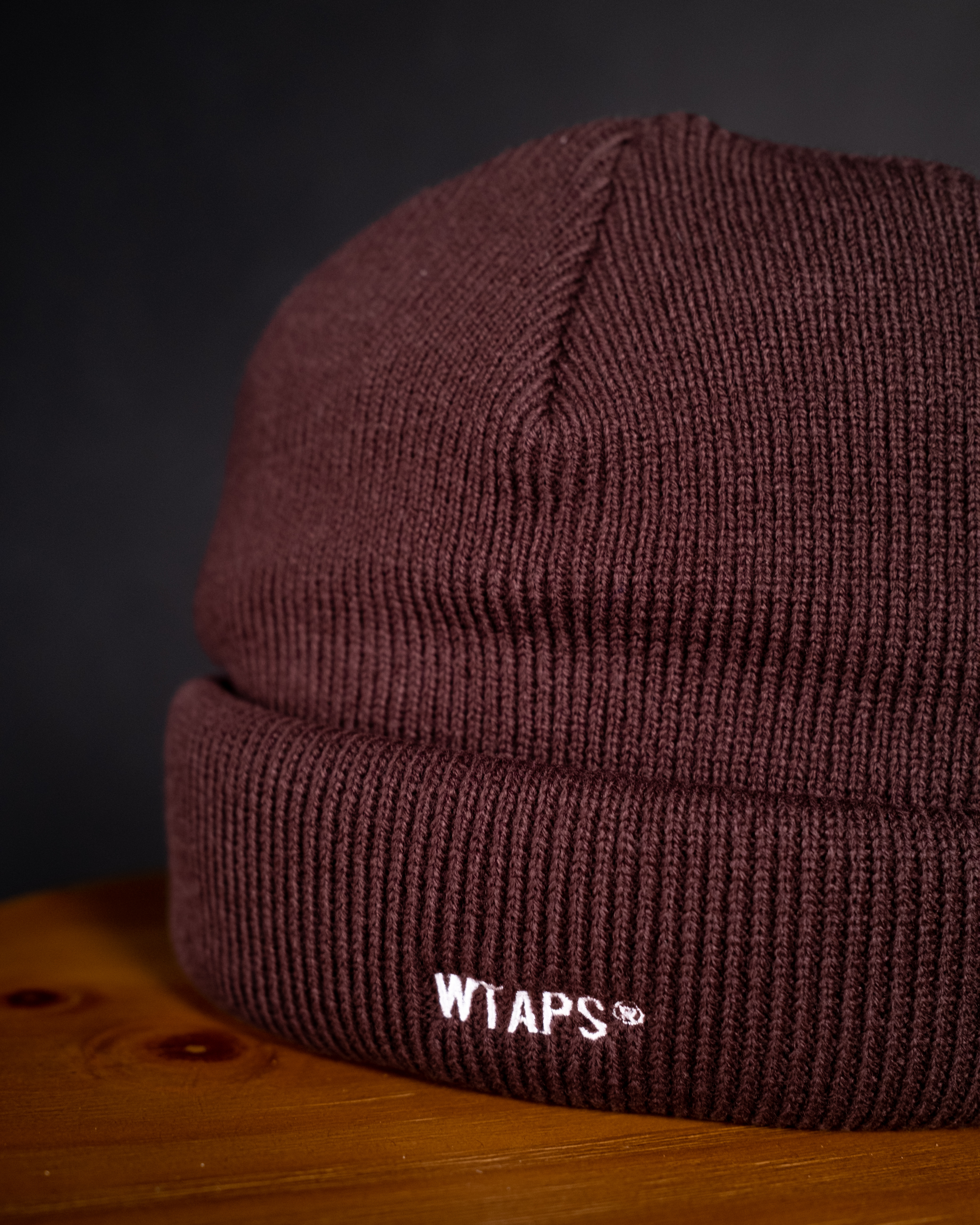WTAPS BEANIE 04 /BEANIE / ACRYLIC LOGO 刺繡針織毛帽黑色/咖啡色-