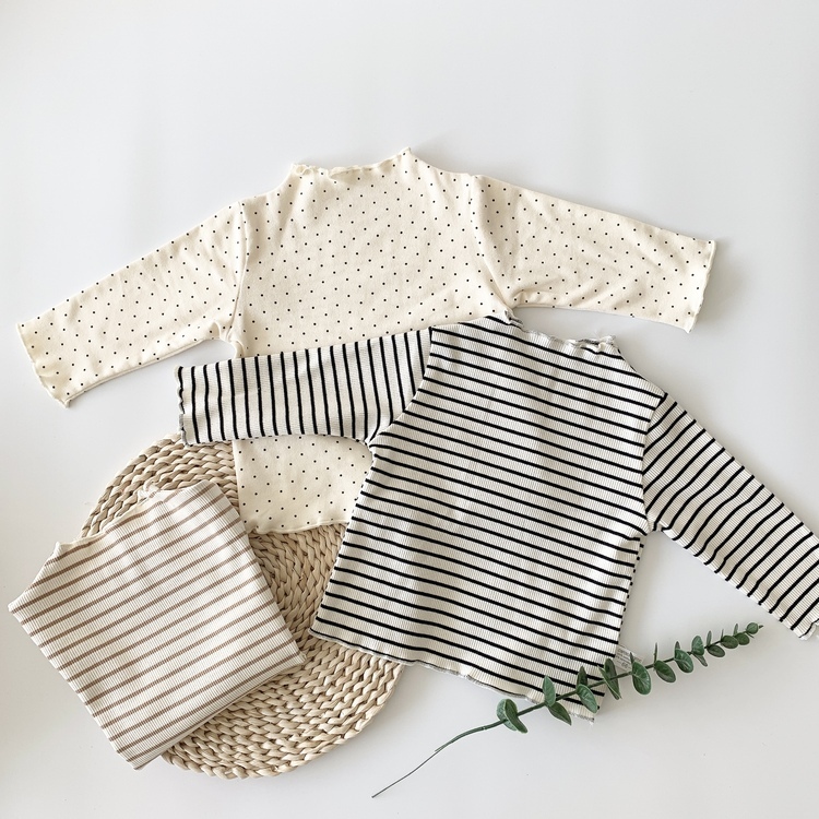 木耳邊薄款上衣