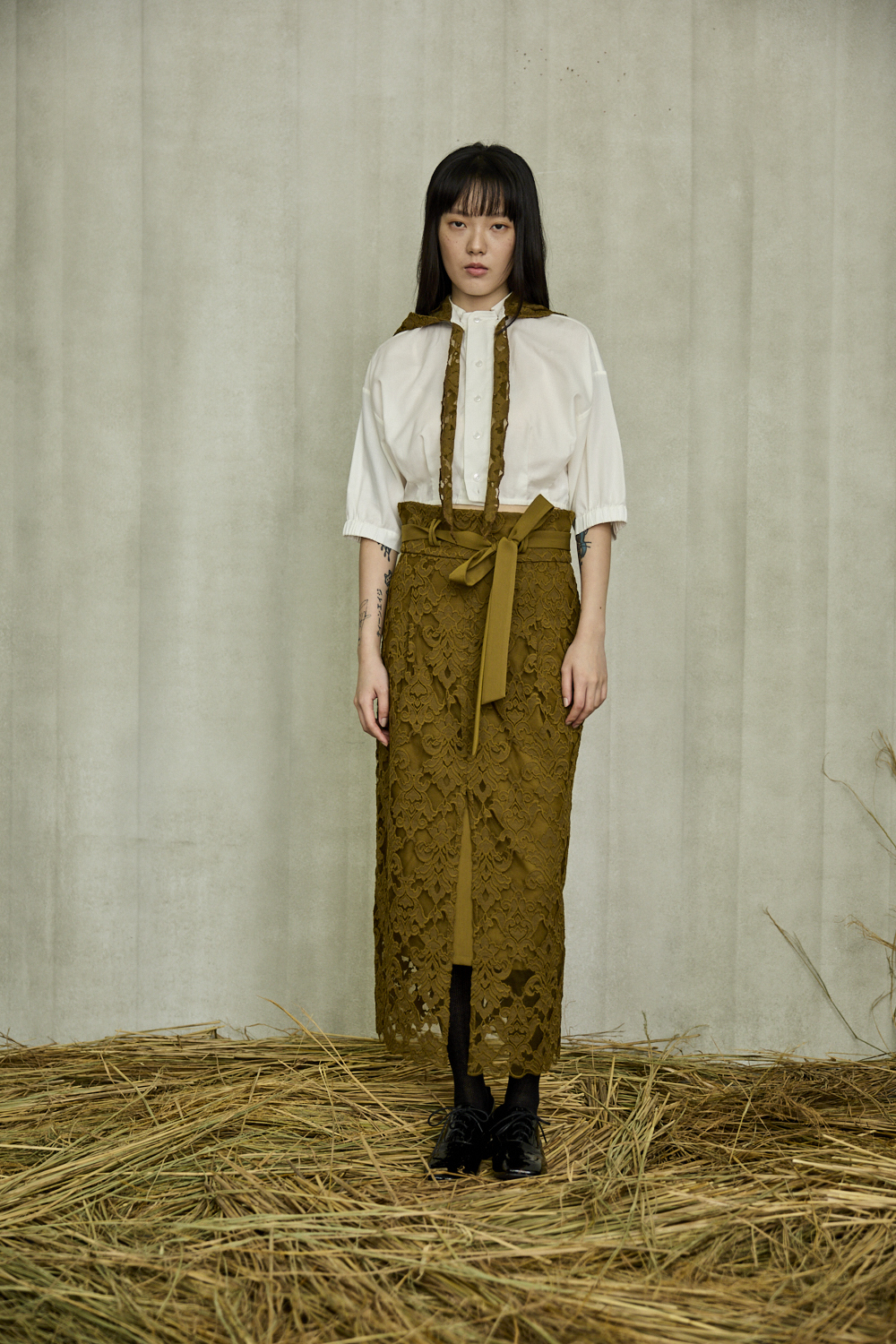 附腰帶高腰前開衩長裙