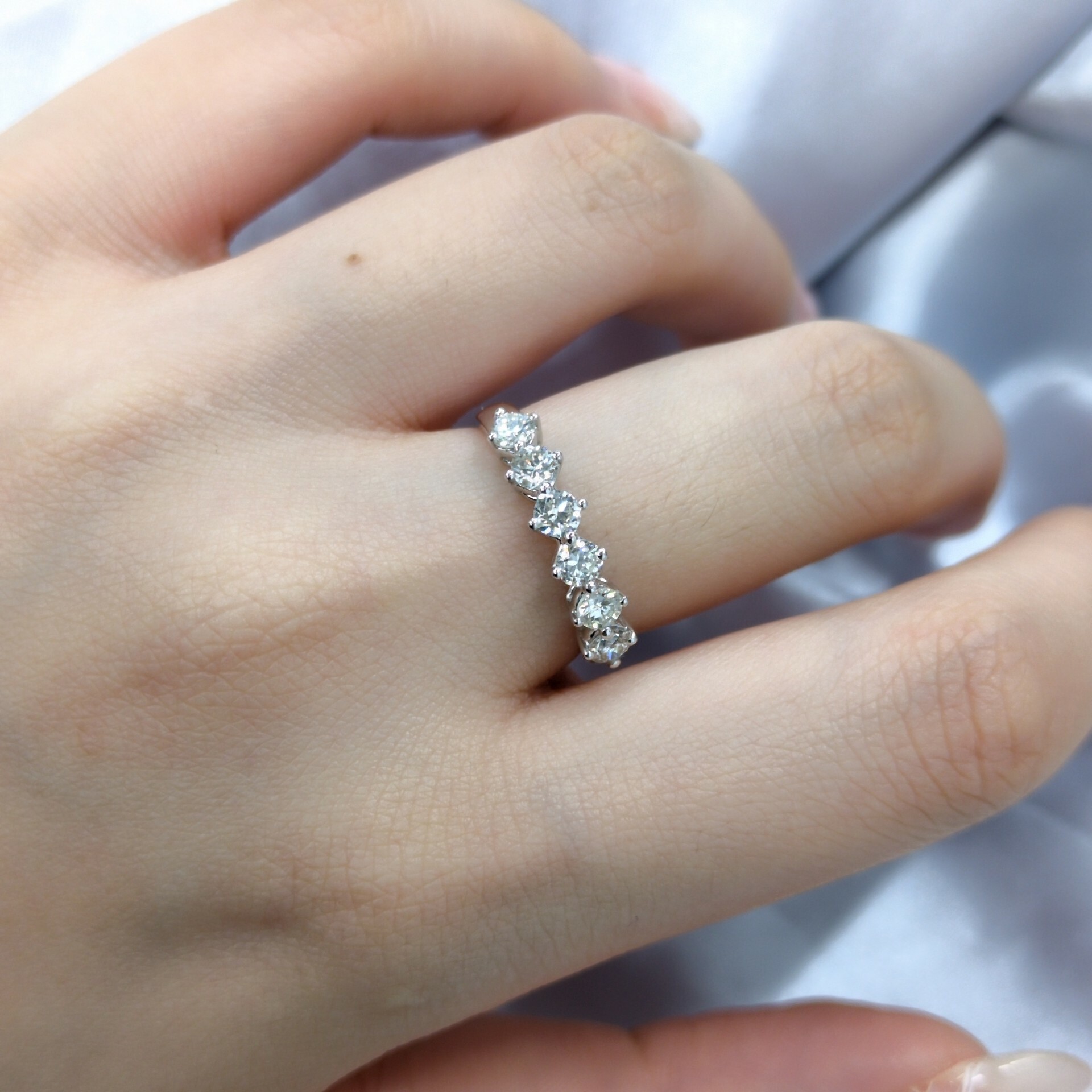 18K White Gold 0.70ct Diamond Ring