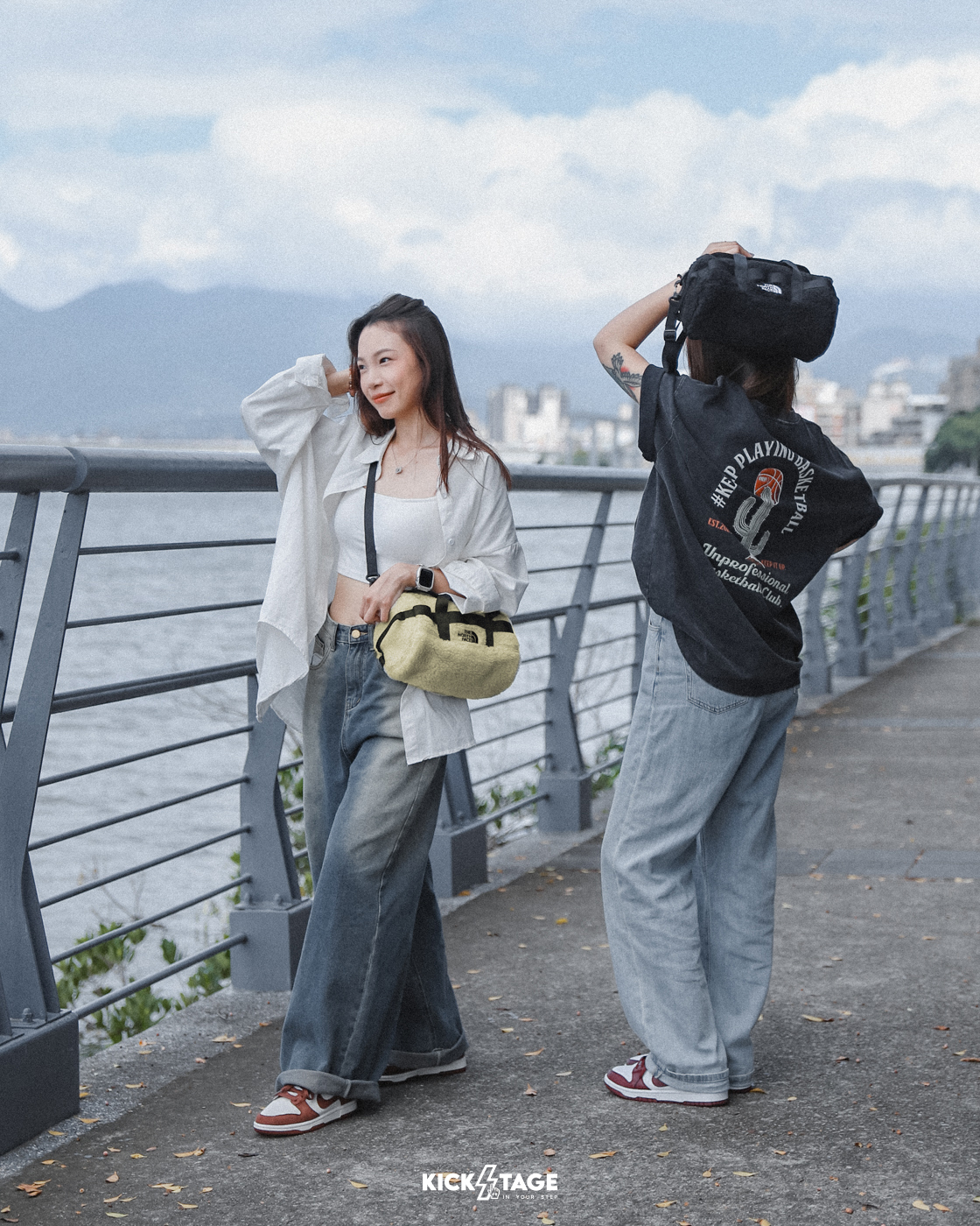 [6折售出無退換] THE NORTH FACE HIGH PILE MINI BASECAMP SHOULDER BAG 黑色 米黃 圓筒 毛絨 斜背 手提 迷你小包【NF0A8B26】