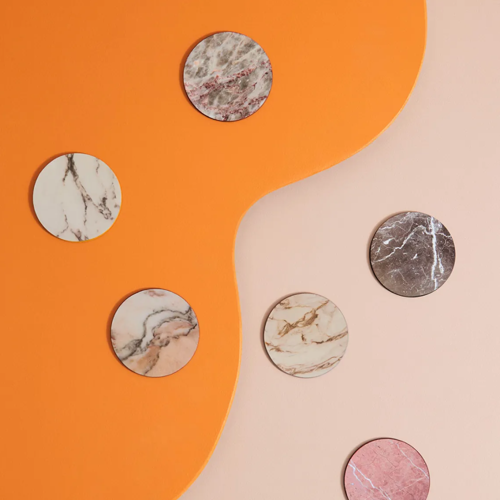 荷蘭&Klevering-大理石杯墊6入組,以軟木為基底,表面採用大理石紋設計,展現高雅質感。