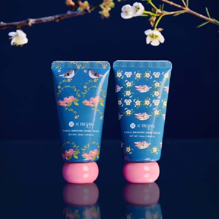 Treasured Palace Museum Porcelain Daya Zhai Collaboration Series:Floral Birdsong Hand Cream