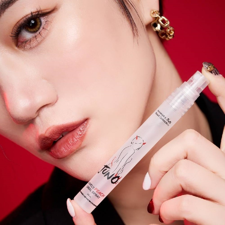 Juno Devil Collection  Lovely Peach Oral Spray