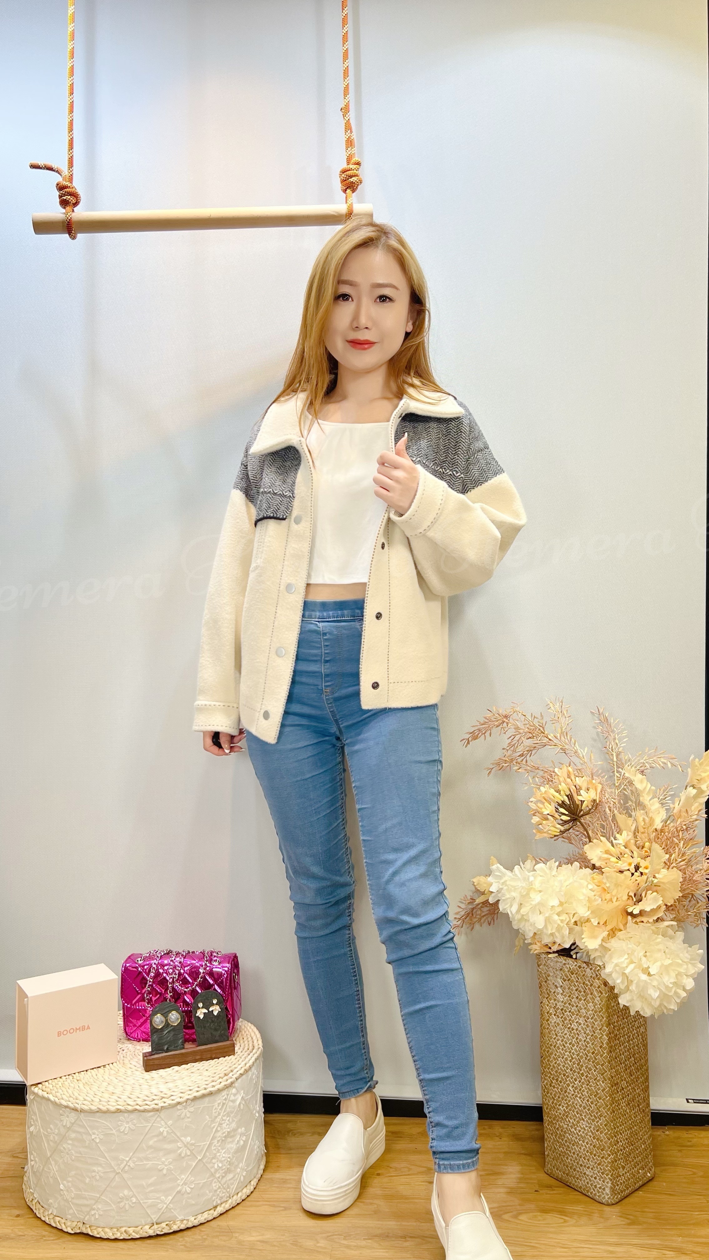 JK24W1123 休閒風拼色羊絨外套