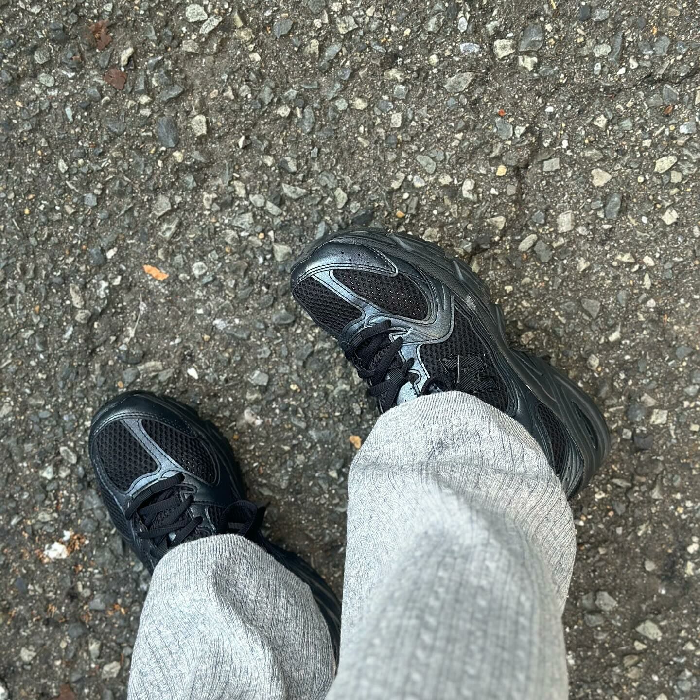 New Balance 530 全黑化 黑色 全黑 皮革 復古 慢跑鞋 MR530PB