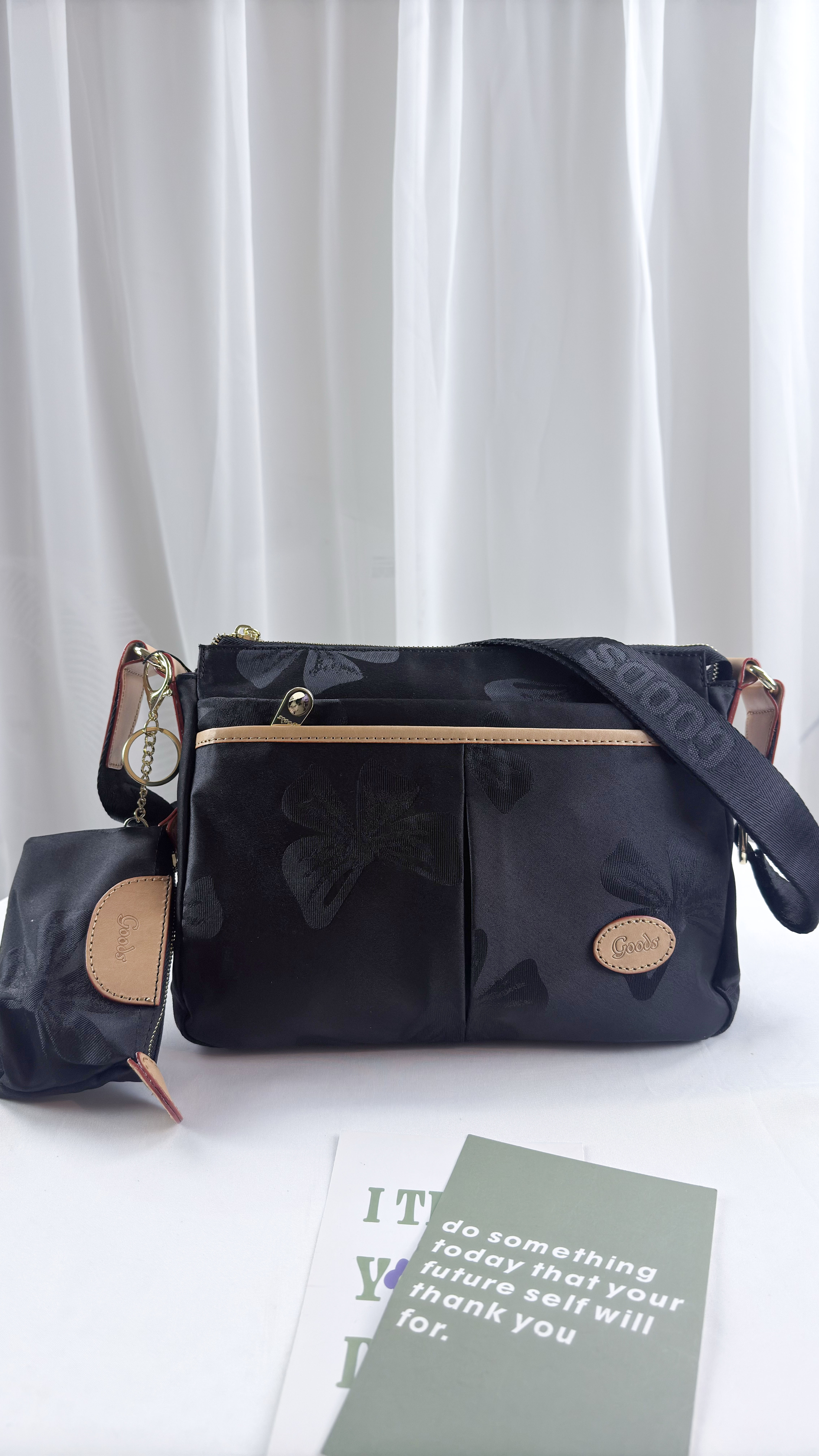 GOODS 蝴蝶拼接黑防潑水側背包 附零錢包   #2814