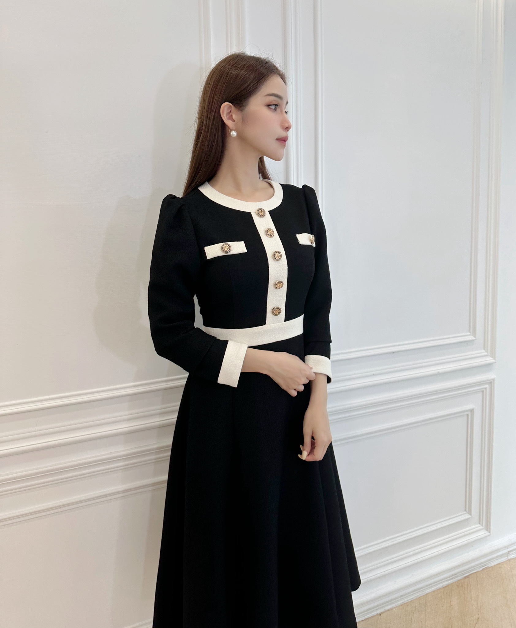 典雅黑白滾邊金釦傘洋