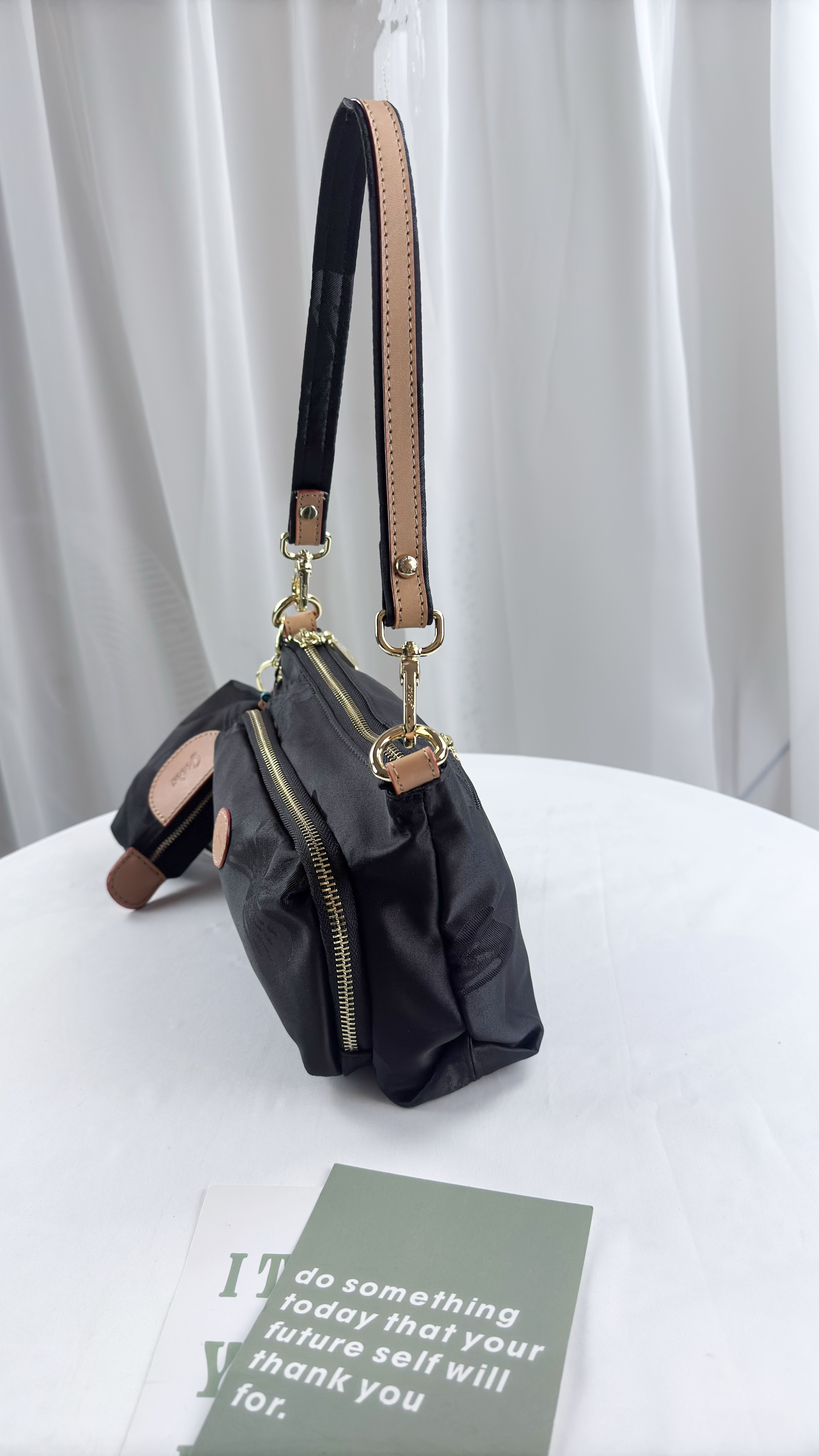 GOODS 蝴蝶拼接黑防潑水肩背包 / 側背包 附零錢包 #2813