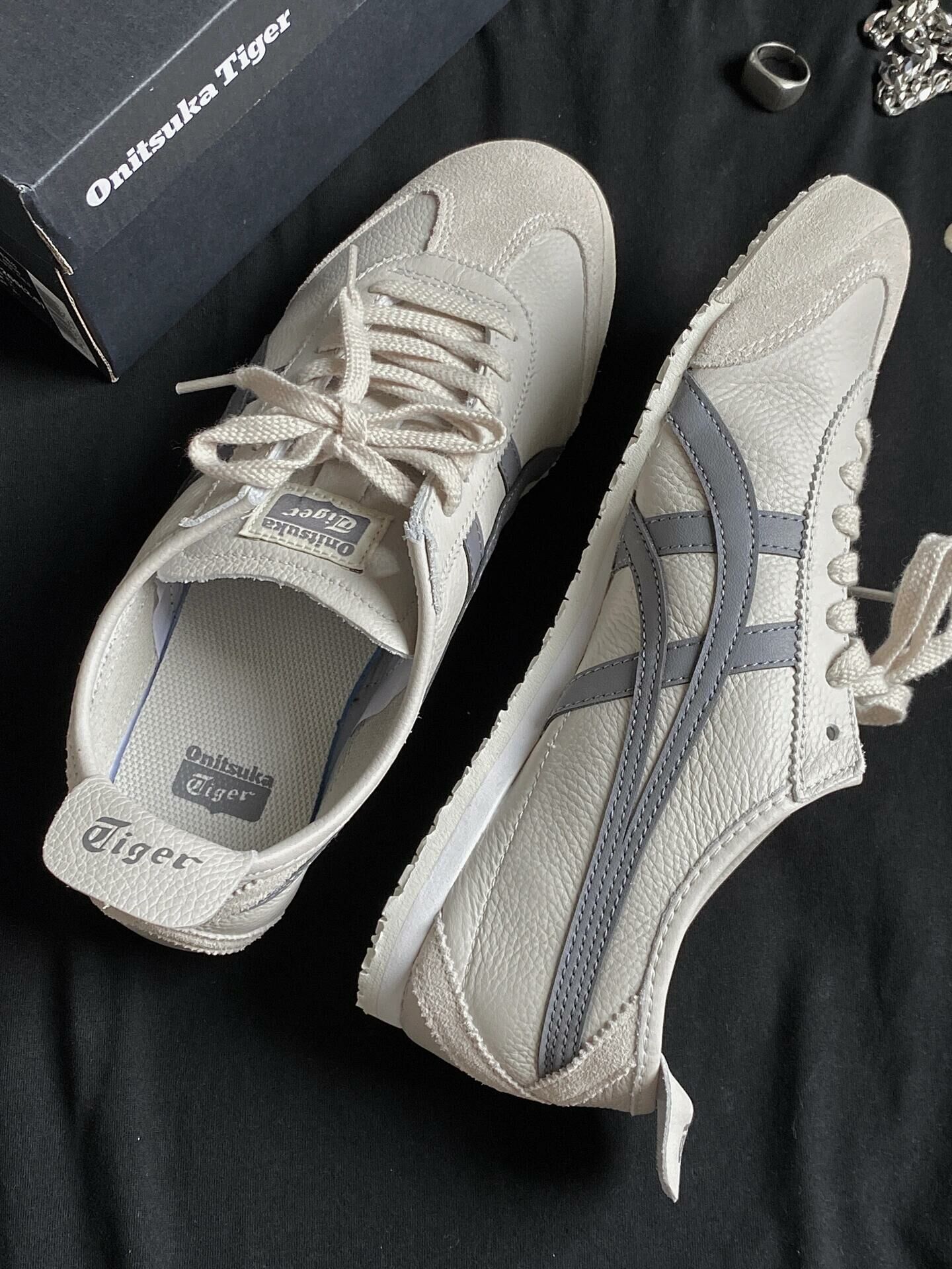 Onitsuka Tiger 鬼塚虎 Mexico 66 燕麥灰色 莫蘭迪灰 荔枝皮 復古 慢跑鞋 薄底鞋 1183A201-250/預購