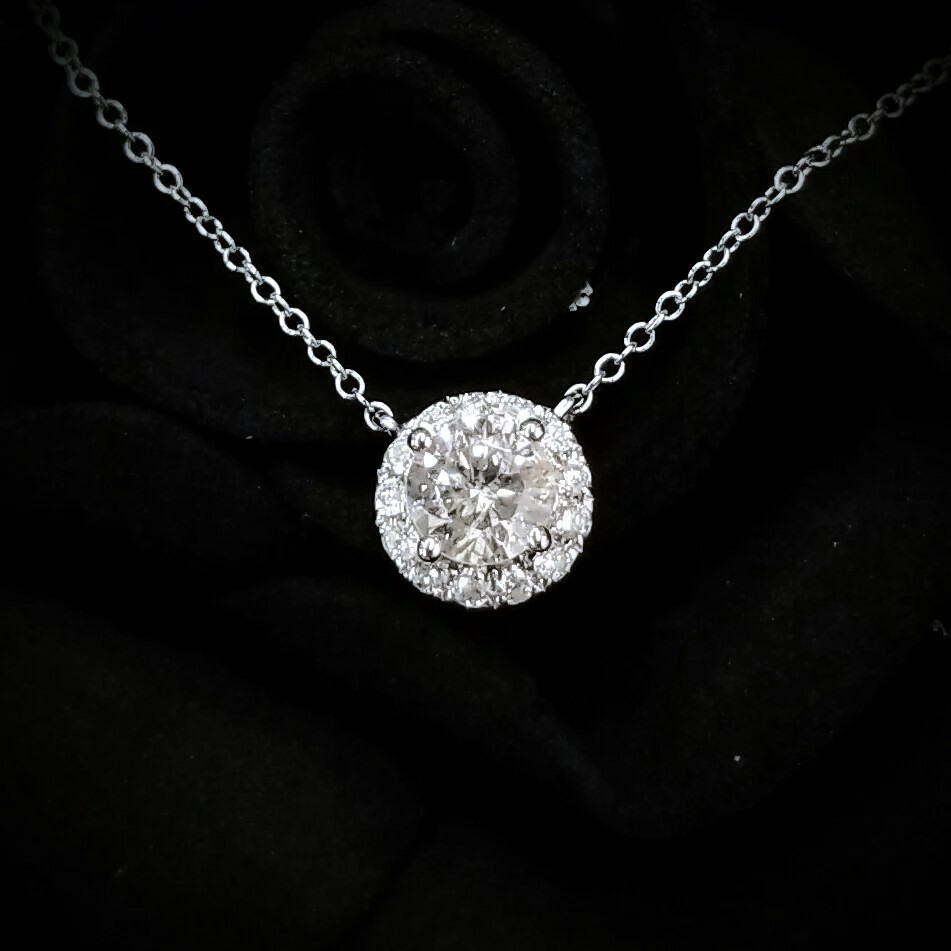 18K White Gold 0.45ct Diamond Necklace