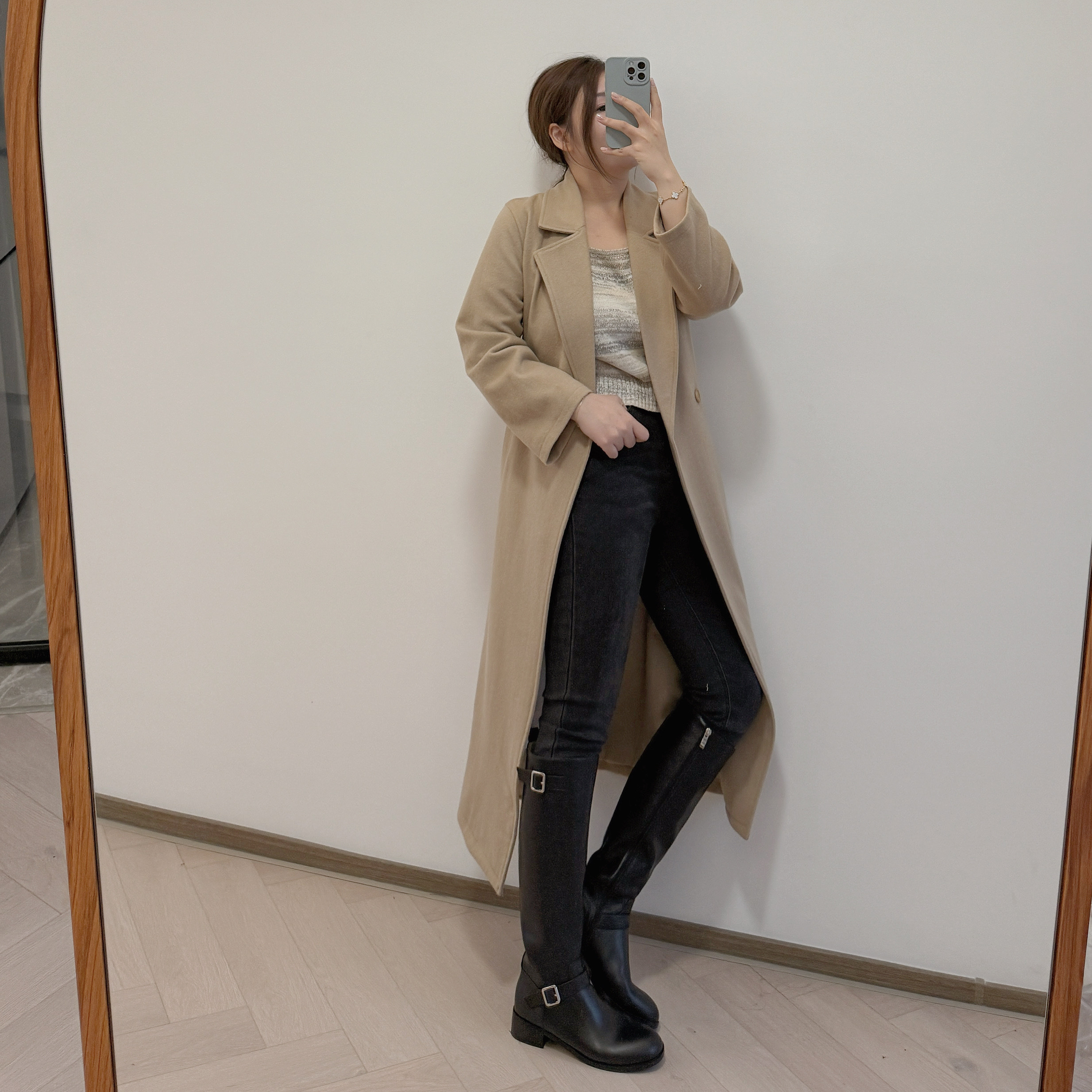 現貨 7026 100% Wool 羊毛大衣 in Beige