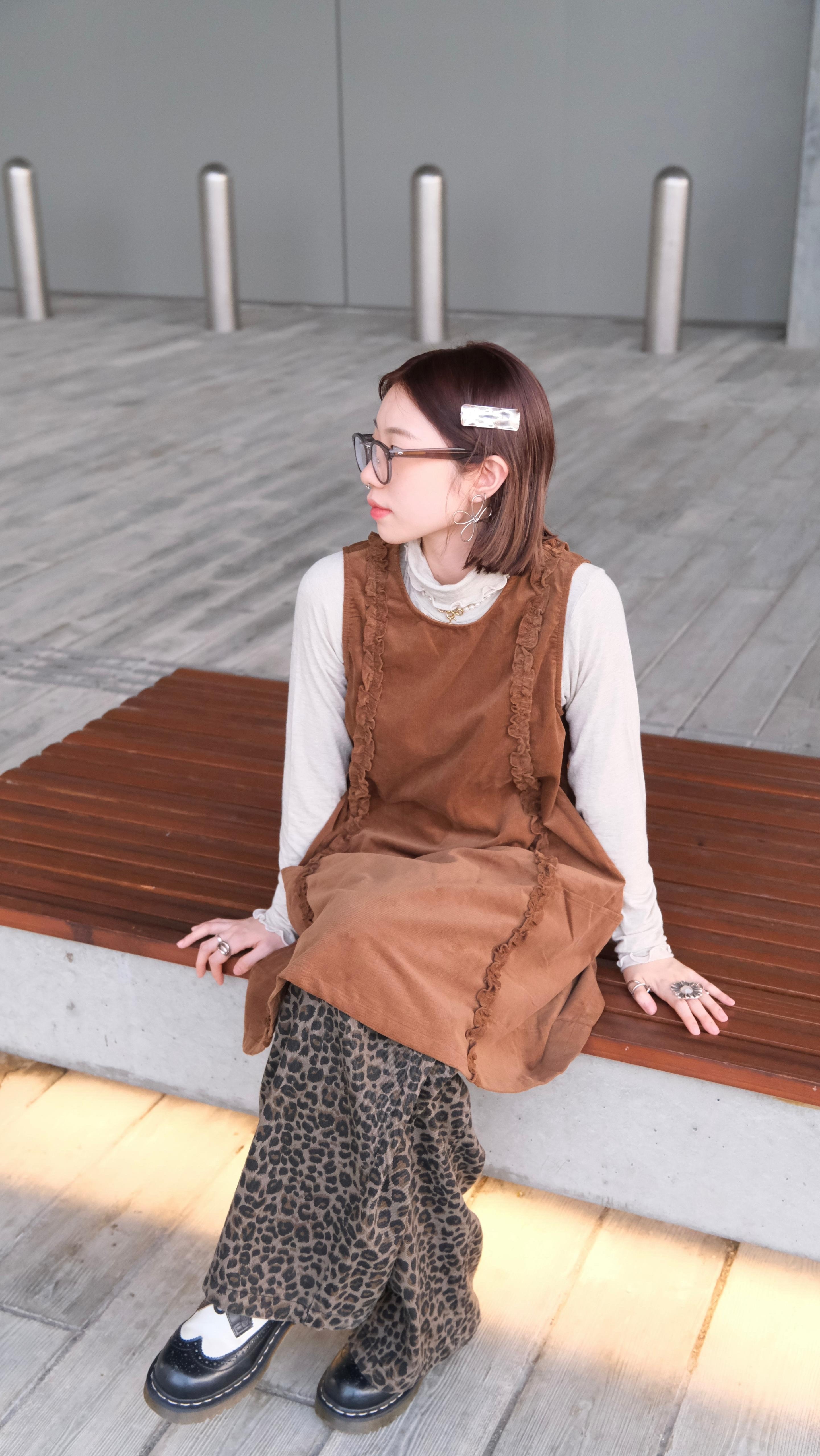 燈心絨直ruffle短ops