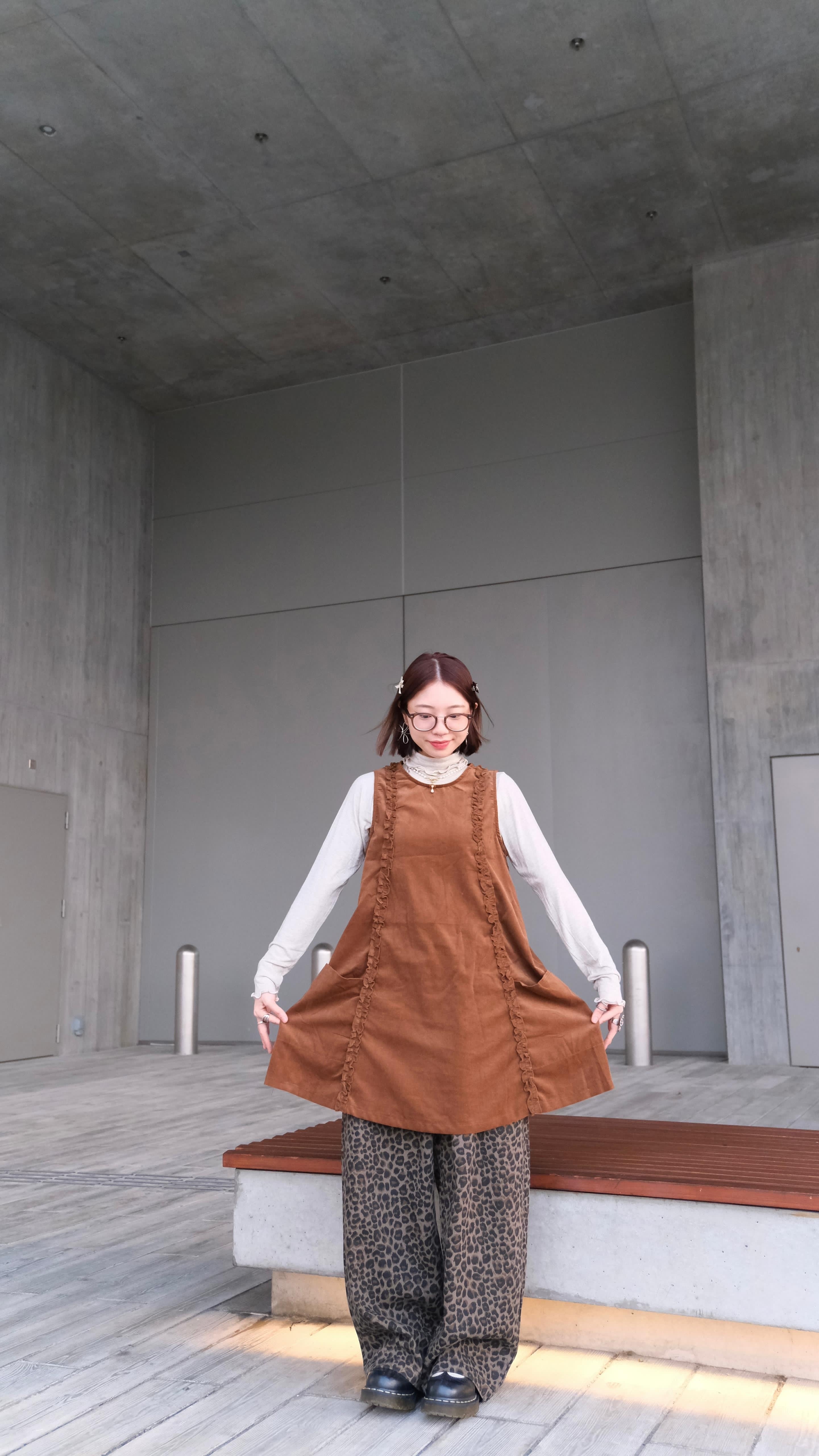 燈心絨直ruffle短ops