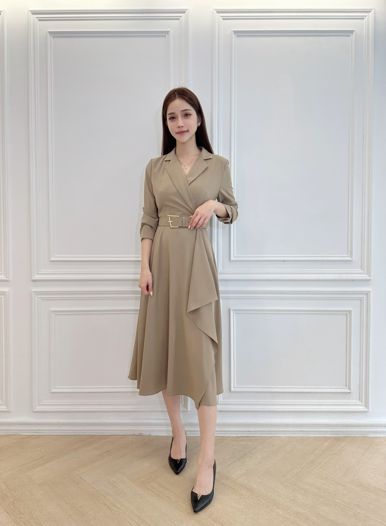 方金釦不規則裙擺傘洋