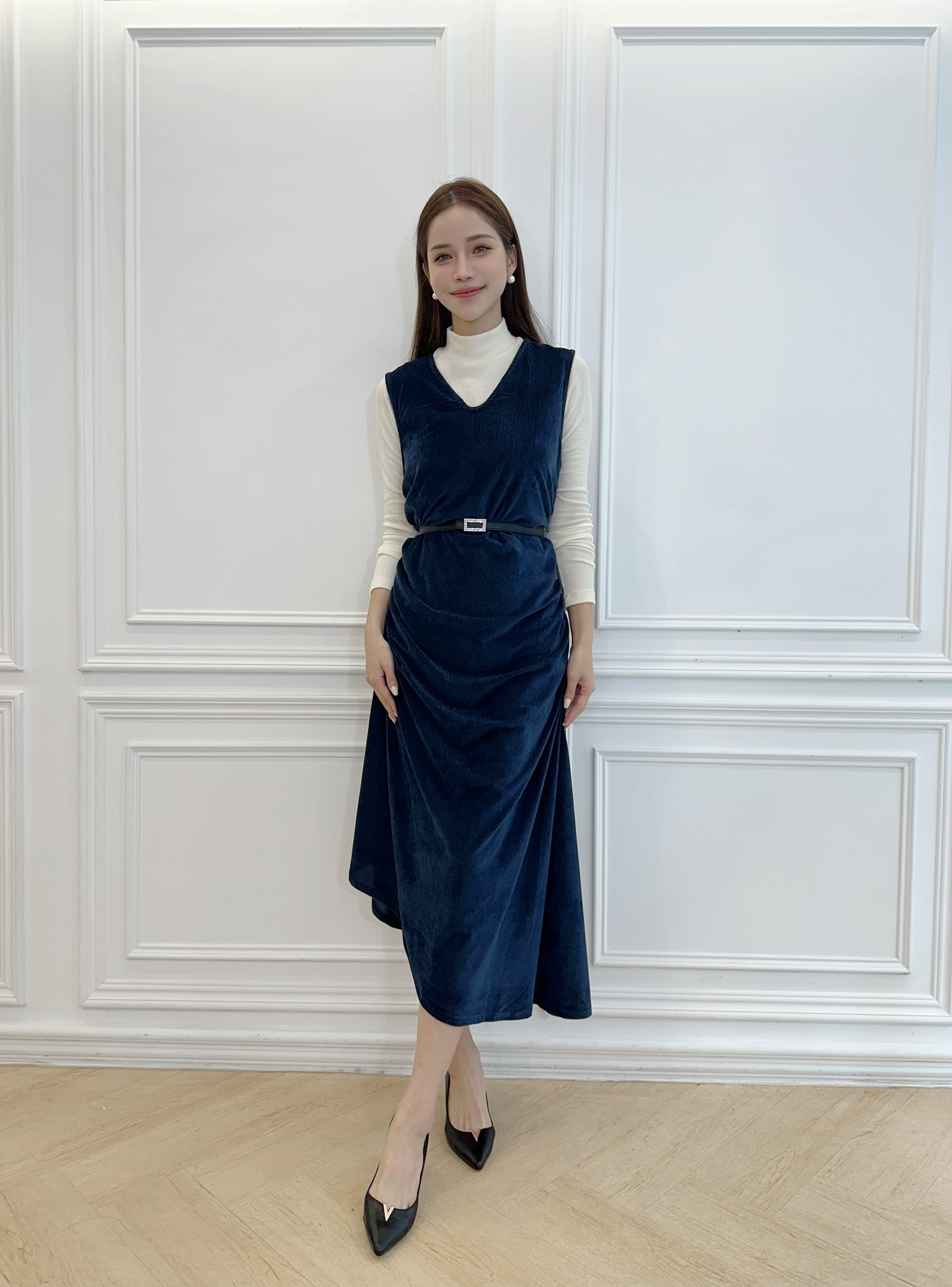 絨面V領背心側抓皺洋