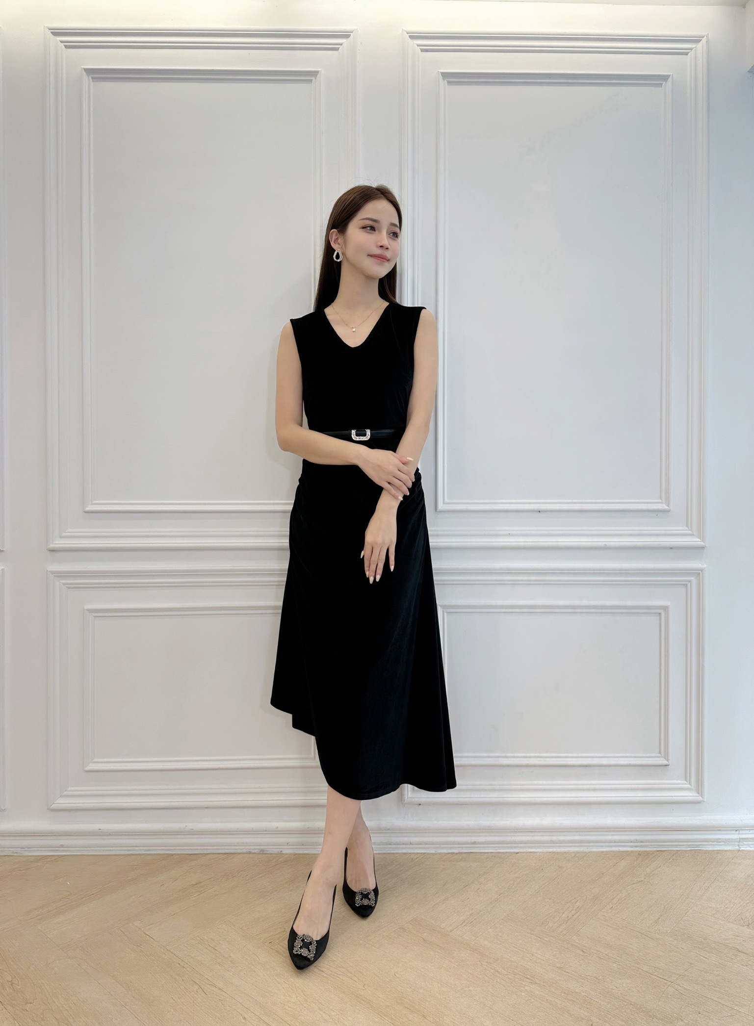 絨面V領背心側抓皺洋