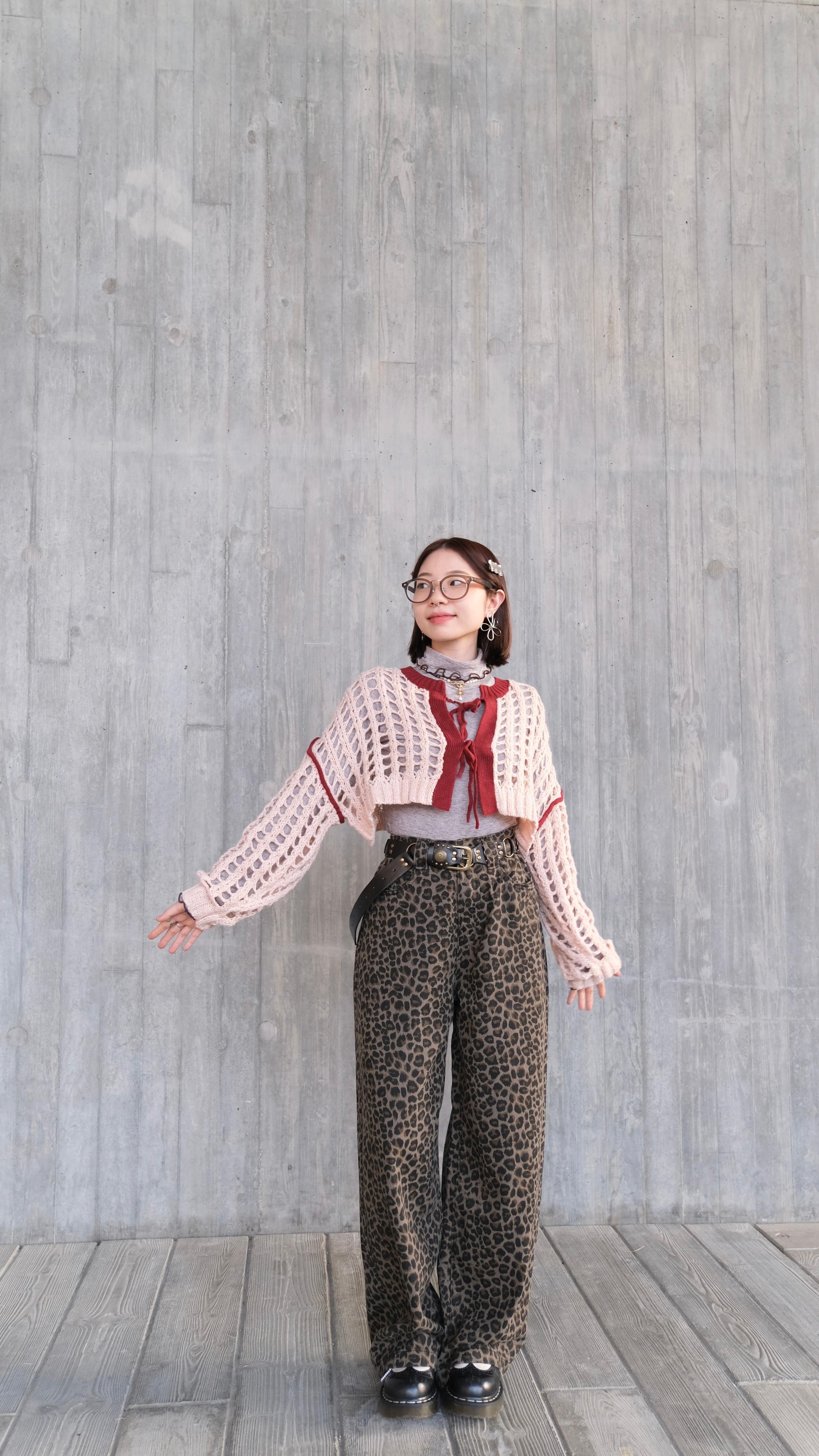 推紅邊大網網外套