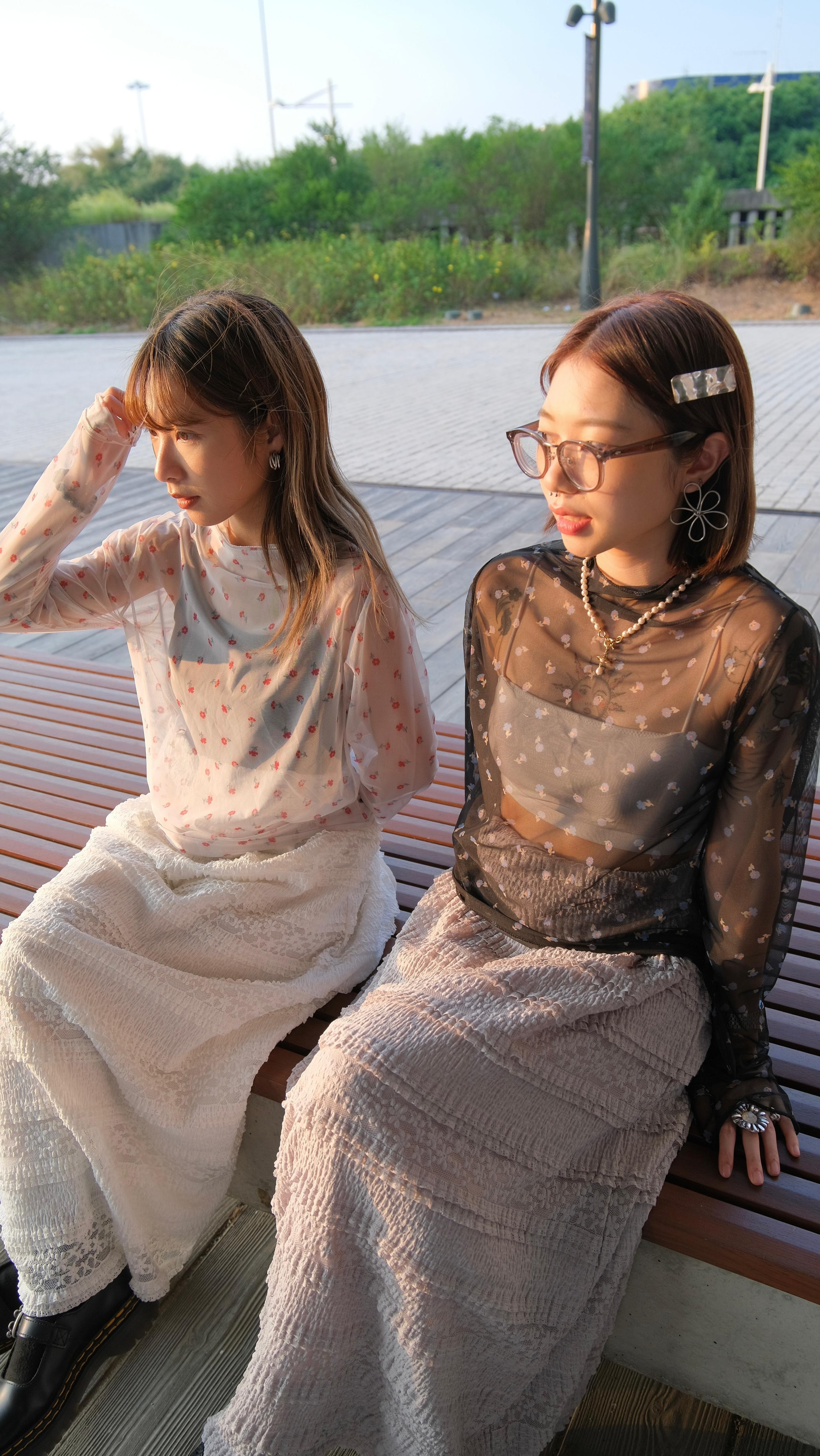 日系小花花紗紗top