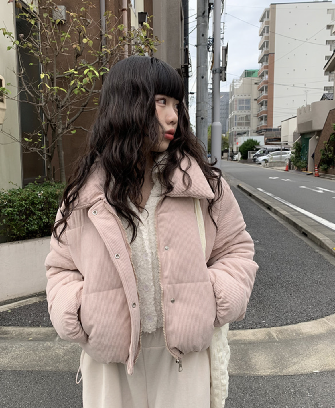 韓國連線🇰🇷 Anyonemore 翻領燈芯絨外套 厚款 短版 燈芯絨 外套 秋冬 米白色 粉色 天空藍色 黑色/預購