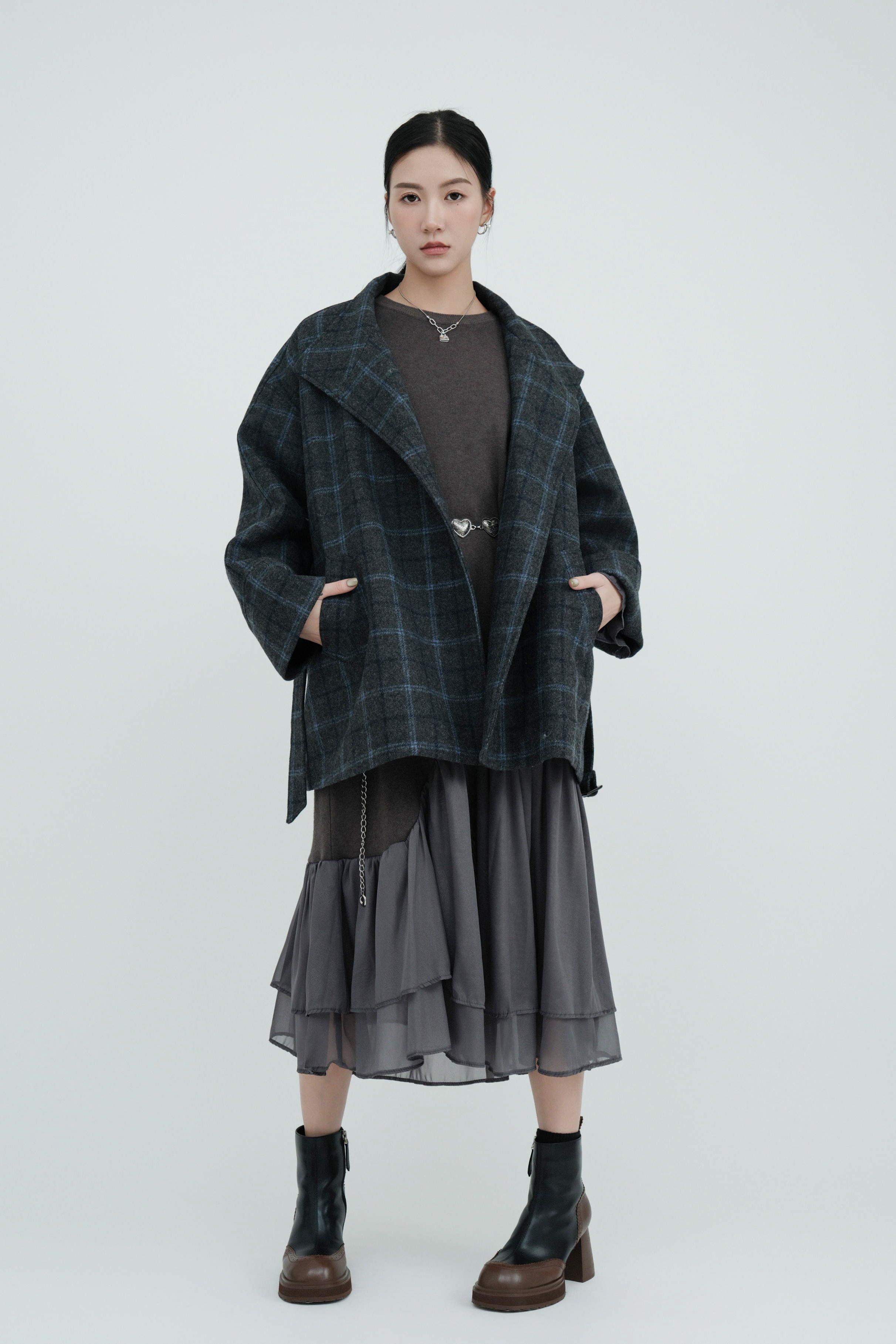 FW24_0178（外套＋連身裙）