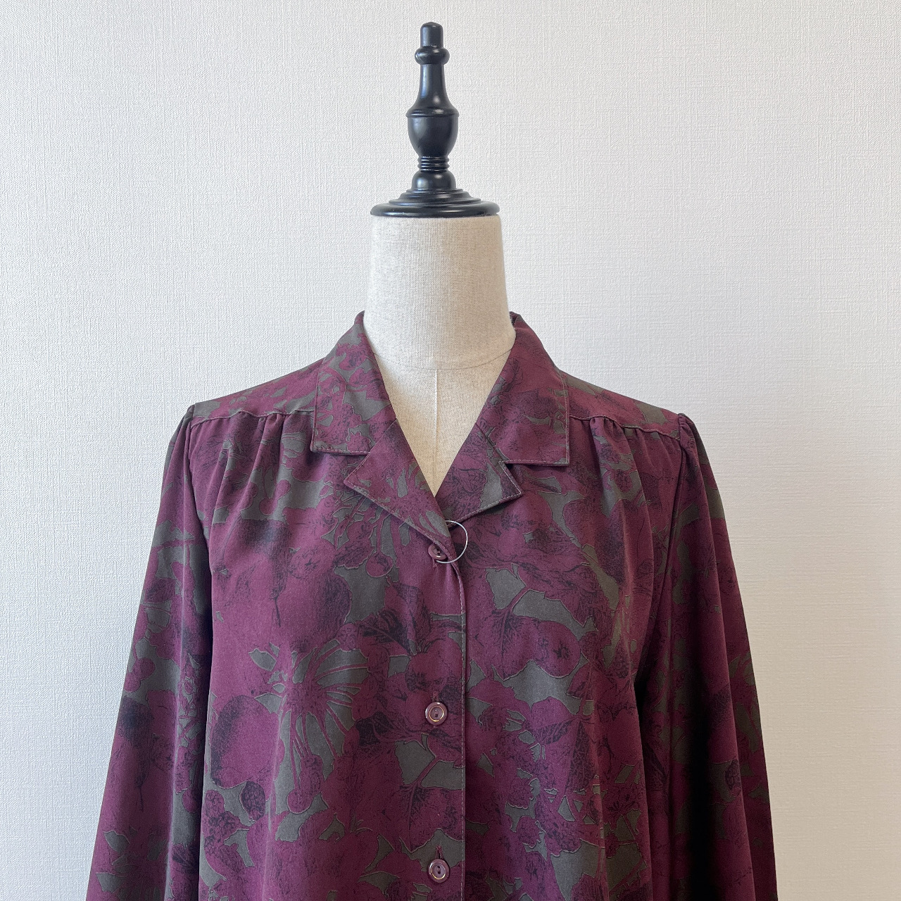 日本製紫色大花古著上衣