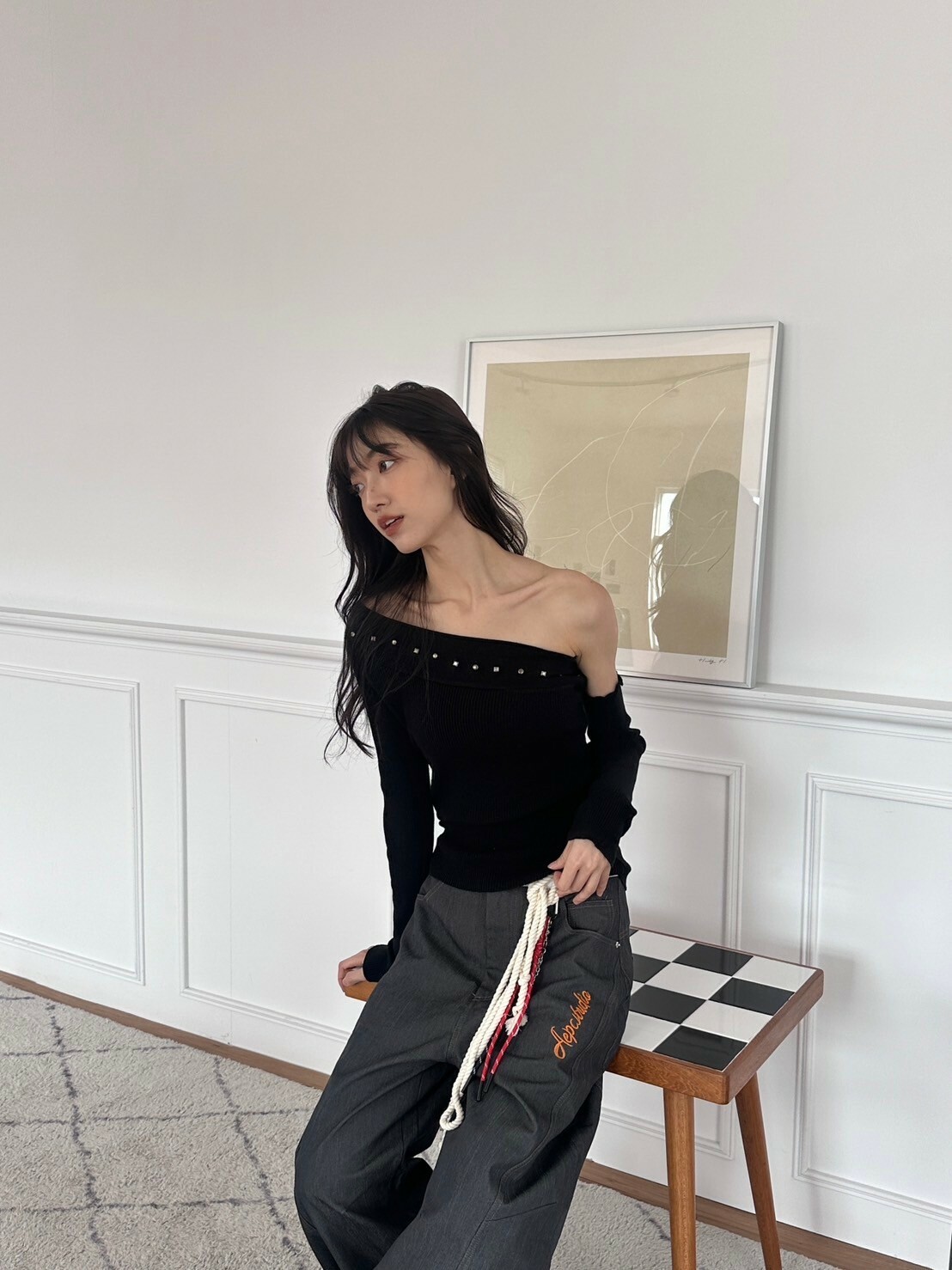 漫步雨中🌧️斜肩卯釘袖套上衣2colors