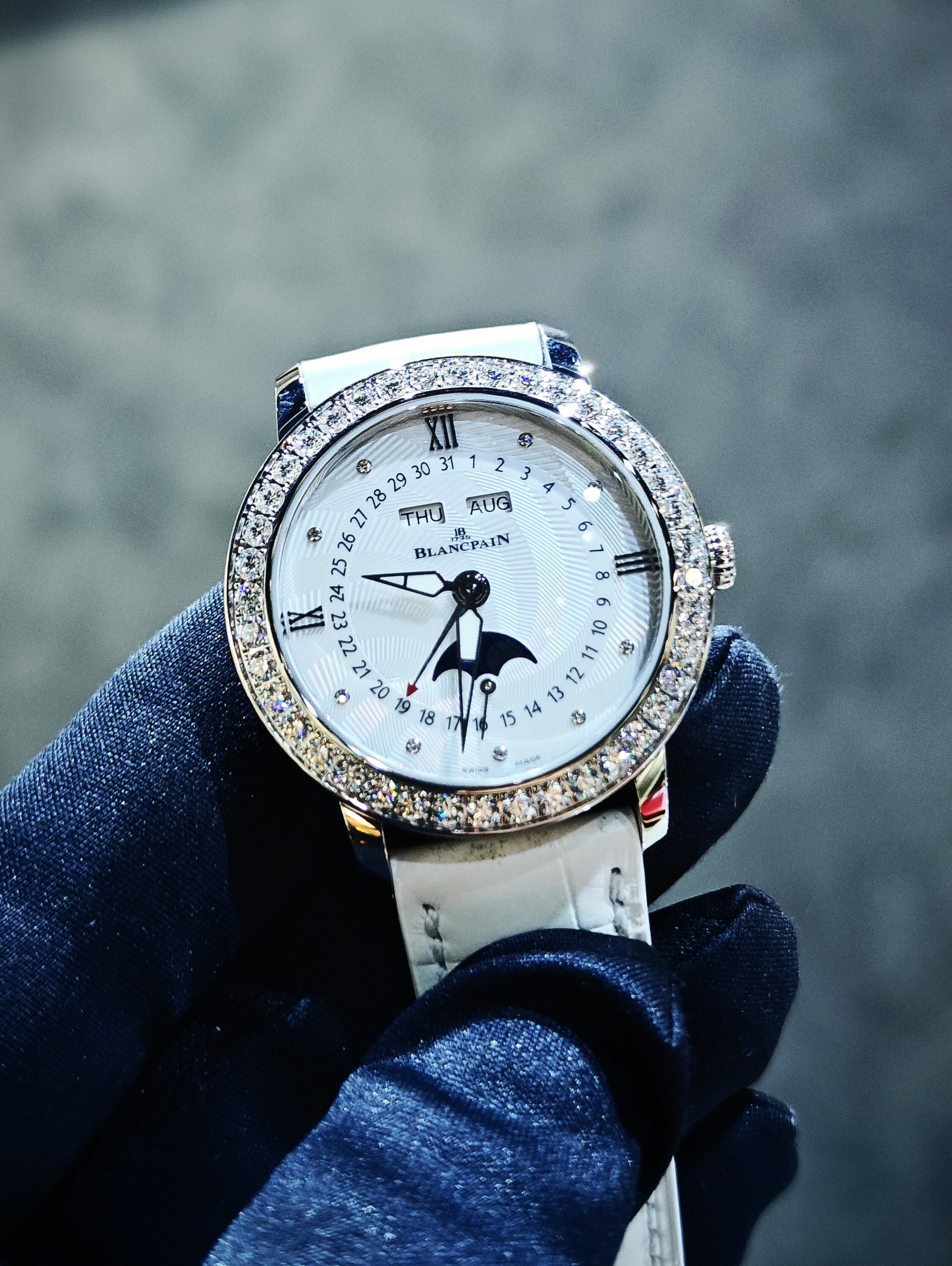 BRAND NEW BlANCPAIN 3663A 4654 55B LADYBIRD QUANTIÈME COMPLET WHITE MOTEHR-OF-PEARL DIAL WITH DIAMOND 35 MM