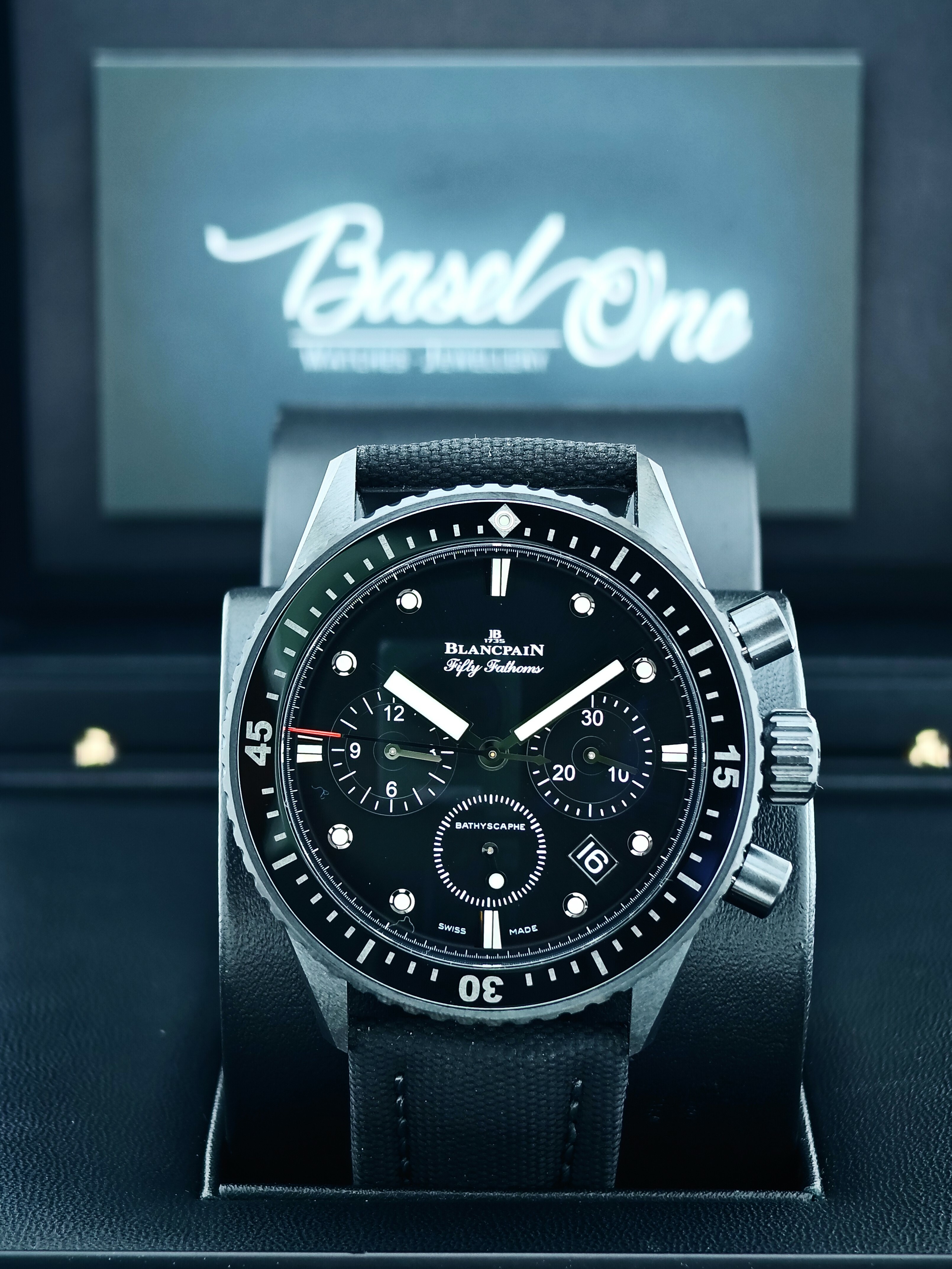BRAND NEW BLANCPAIN 5200-0130-B52A FIFTY FATHOMS BLACK DIAL 43MM