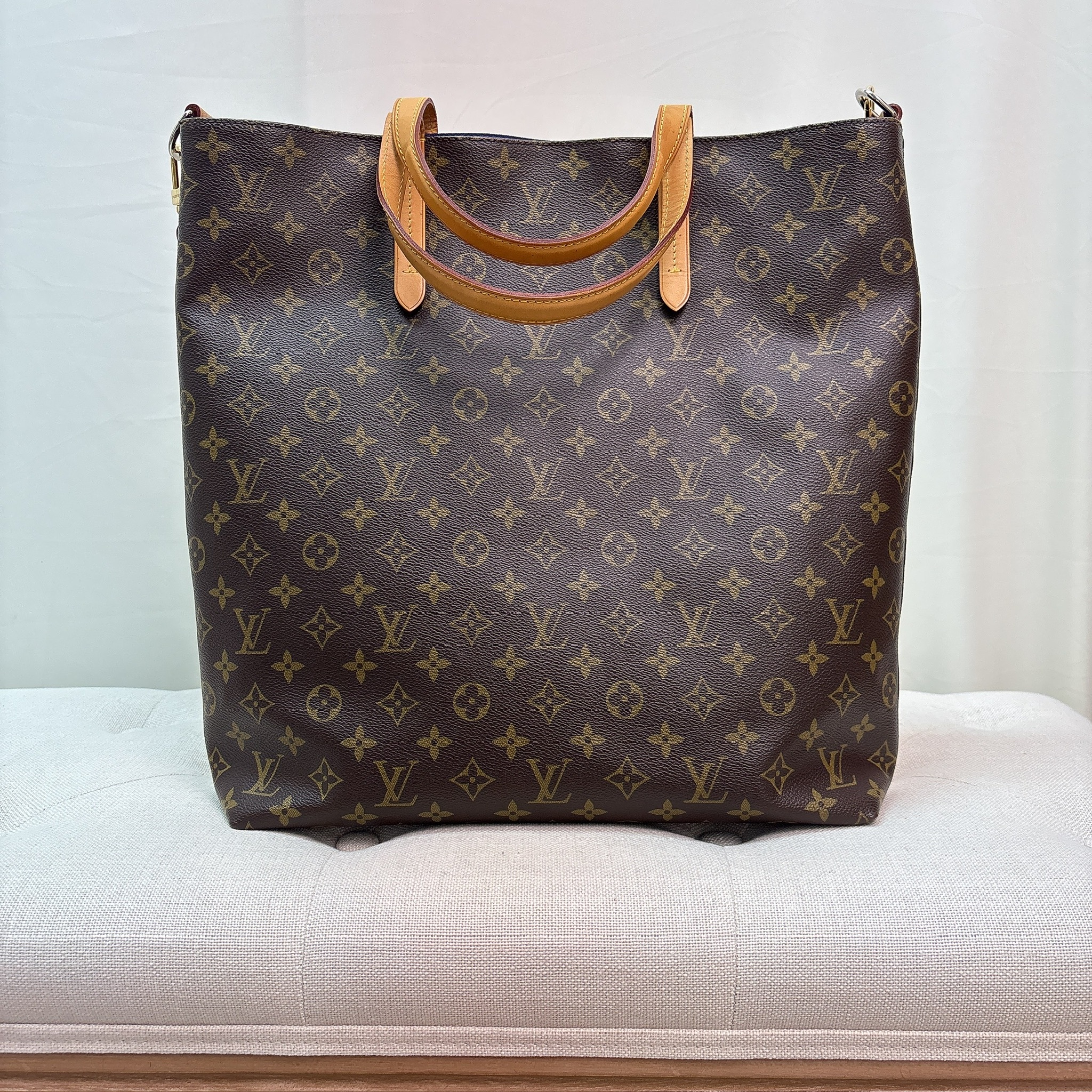 LV Cabas Mezzo Bags - Brown / Shw
