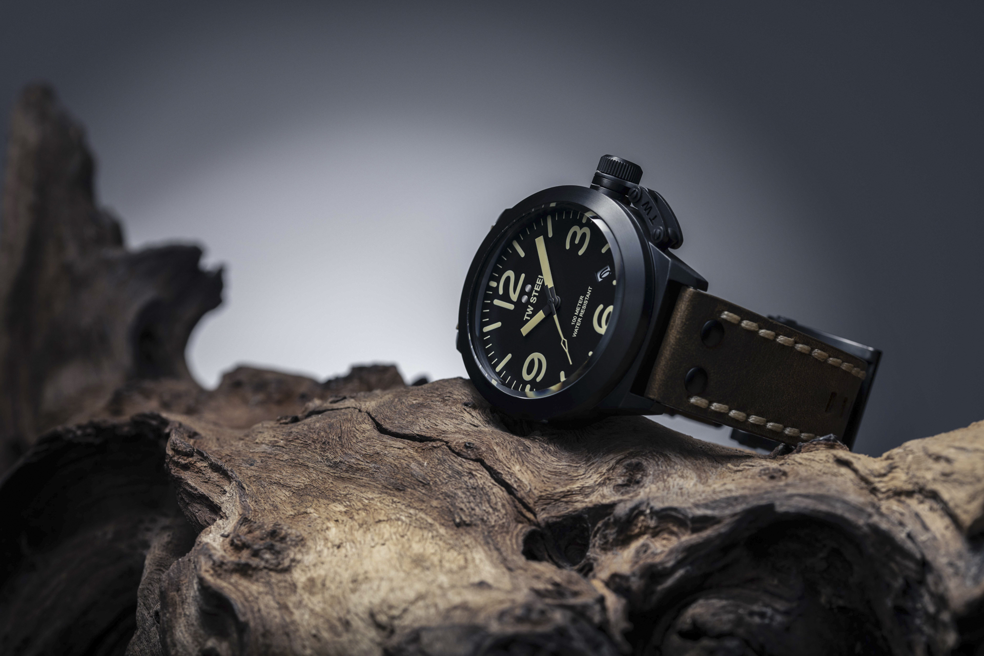 TW STEEL｜CANTEEN 全黑大三針-CS103