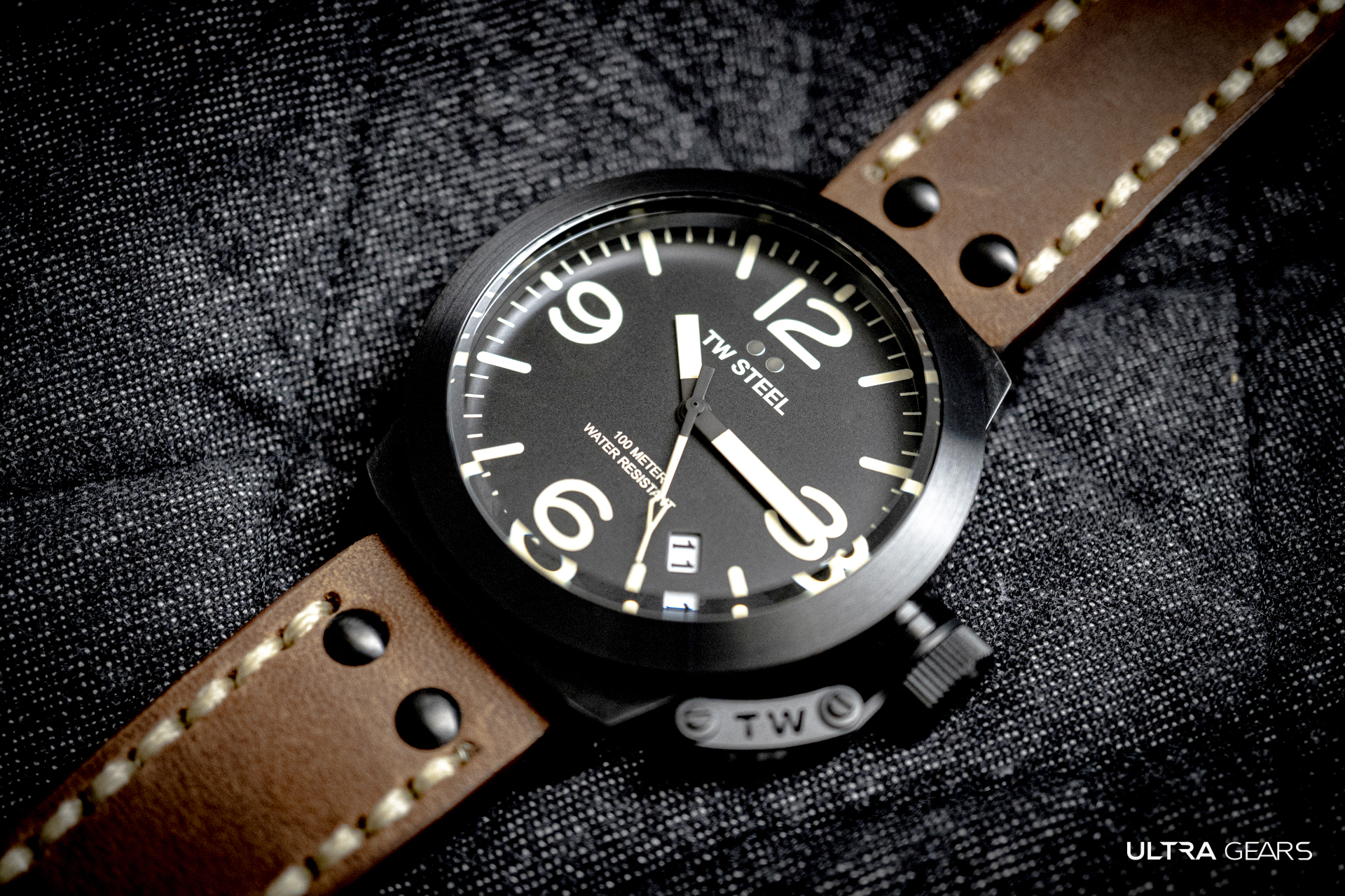 TW STEEL｜CANTEEN 全黑大三針-CS103