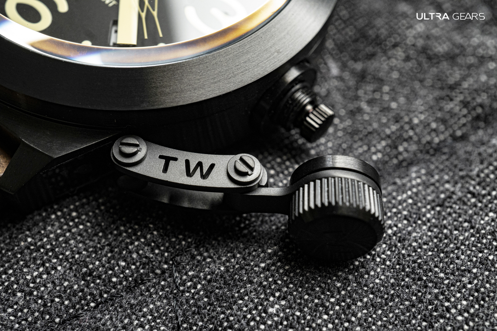 TW STEEL｜CANTEEN 全黑大三針-CS103