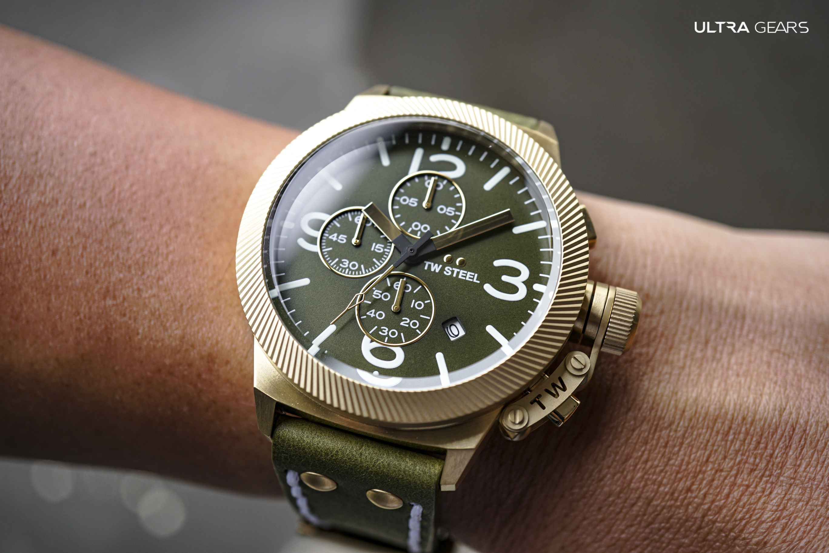 TW STEEL｜CANTEEN 金色綠面計時碼錶-CS108