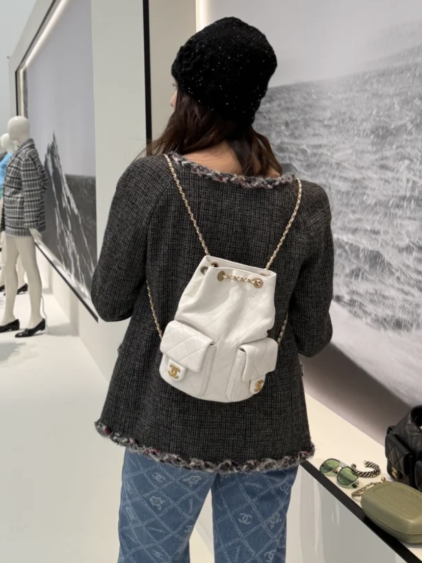 CHANEL 25C 背囊 亮面小羊皮