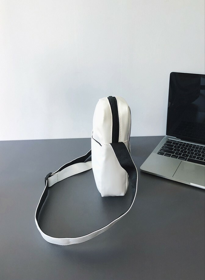 Nokxa 經典電話造型斜孭袋