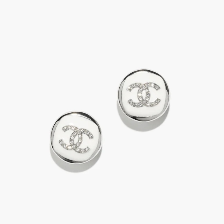 CHANEL 飾釘耳環 金屬、樹脂及水晶