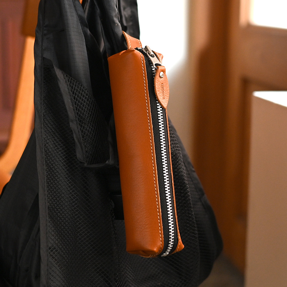 LUDDITE 柱型隨身真皮筆袋 寬50mm