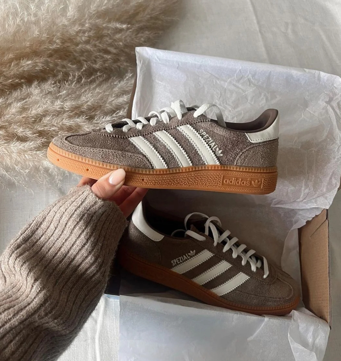 【預訂】 ADIDAS HANDBALL SPEZIAL 摩卡棕- UNISEX