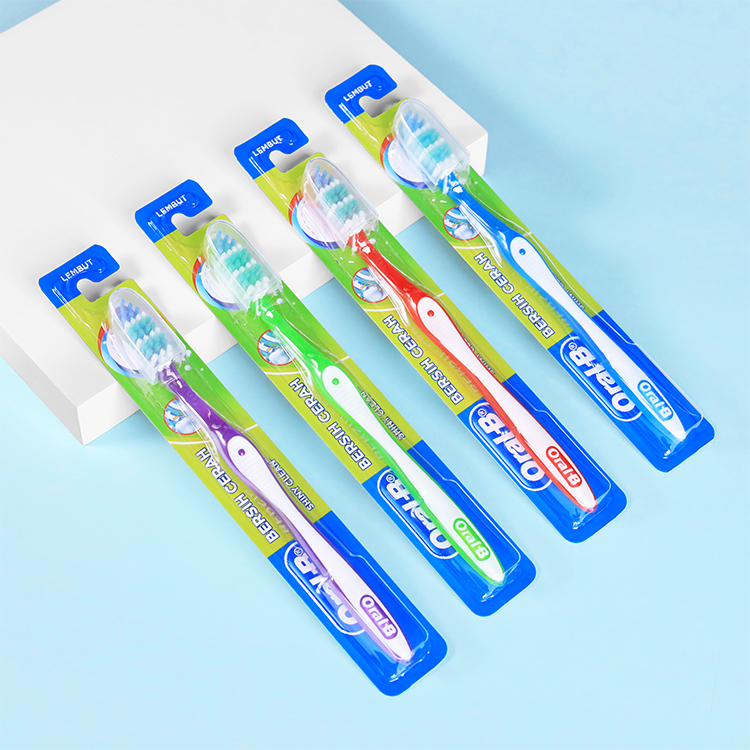 Oral-B 歐樂B 潔淨按摩牙刷 #35【BN008】