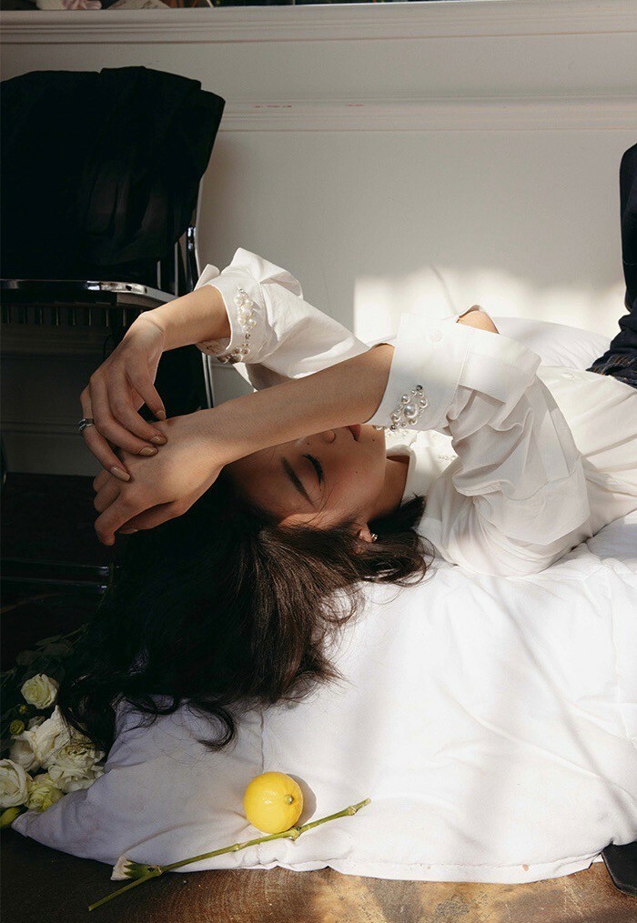 雲朵白立體珍珠翻領手袖造型襯衫S-M (Elegant & Love)