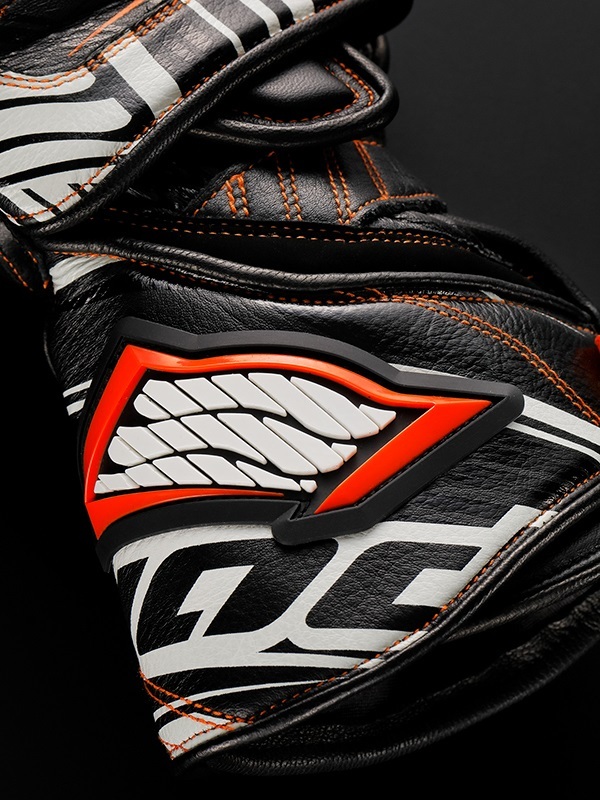 新品HRG203DL HYOD DYNAMIC D3O RACINGGLOVES 頂級手套HRG201DN HYOD DYNAMIC D3O® RACING GLOVES