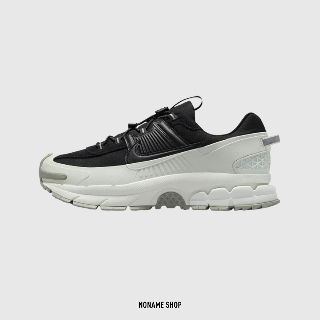 NIKE ZOOM VOMERO 5 ROAM 防撕裂 防水 栓扣式鞋帶 黑白灰 (男款)