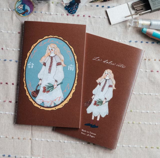 台南刺繡洋裝女孩 線裝筆記本 空白內頁｜甜蜜生活 LA DOLCE VITA 台灣