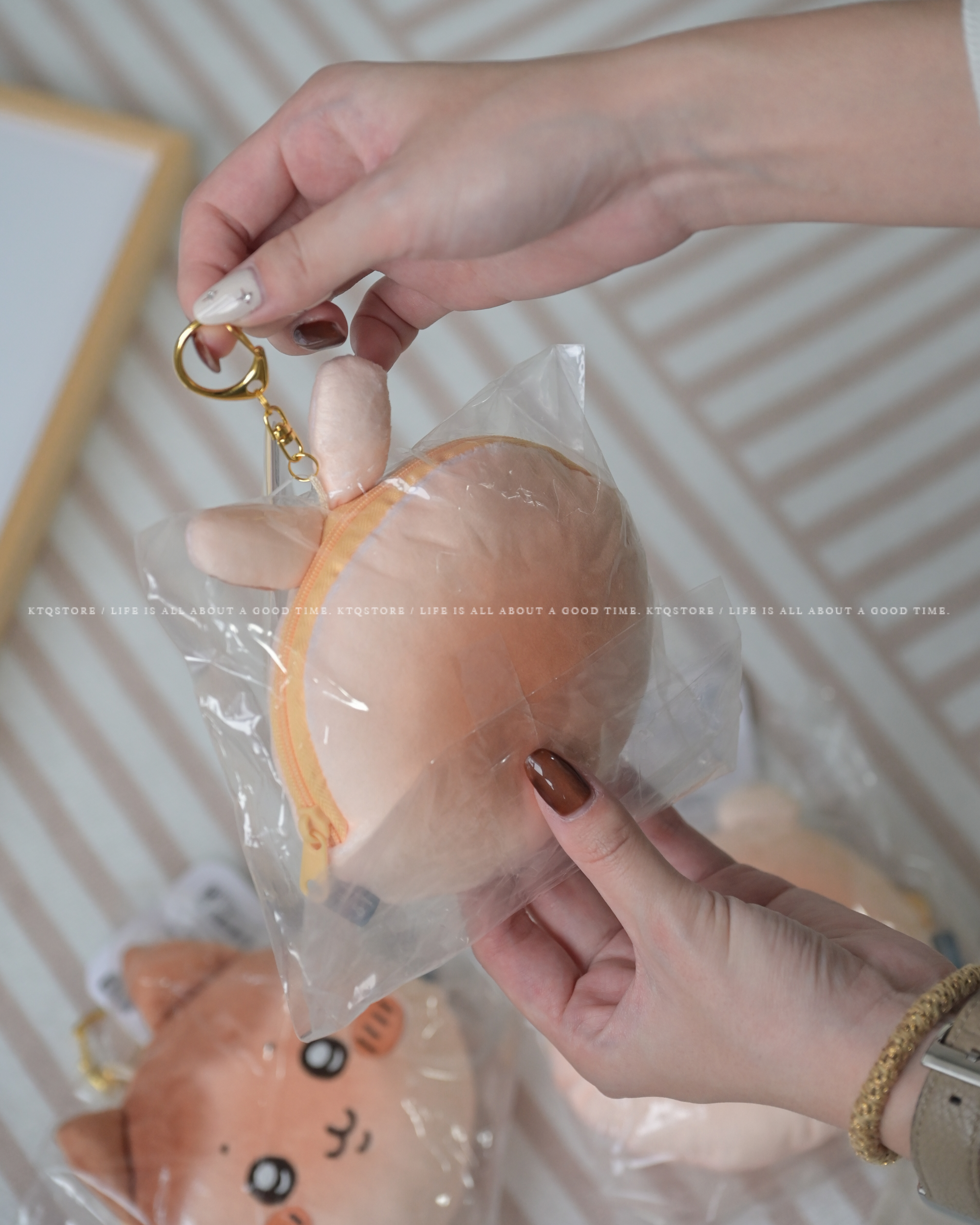 KTQ STORE ‧  日本 Chiikawa 吉伊卡哇 麵包店系列 大頭零錢包 3款